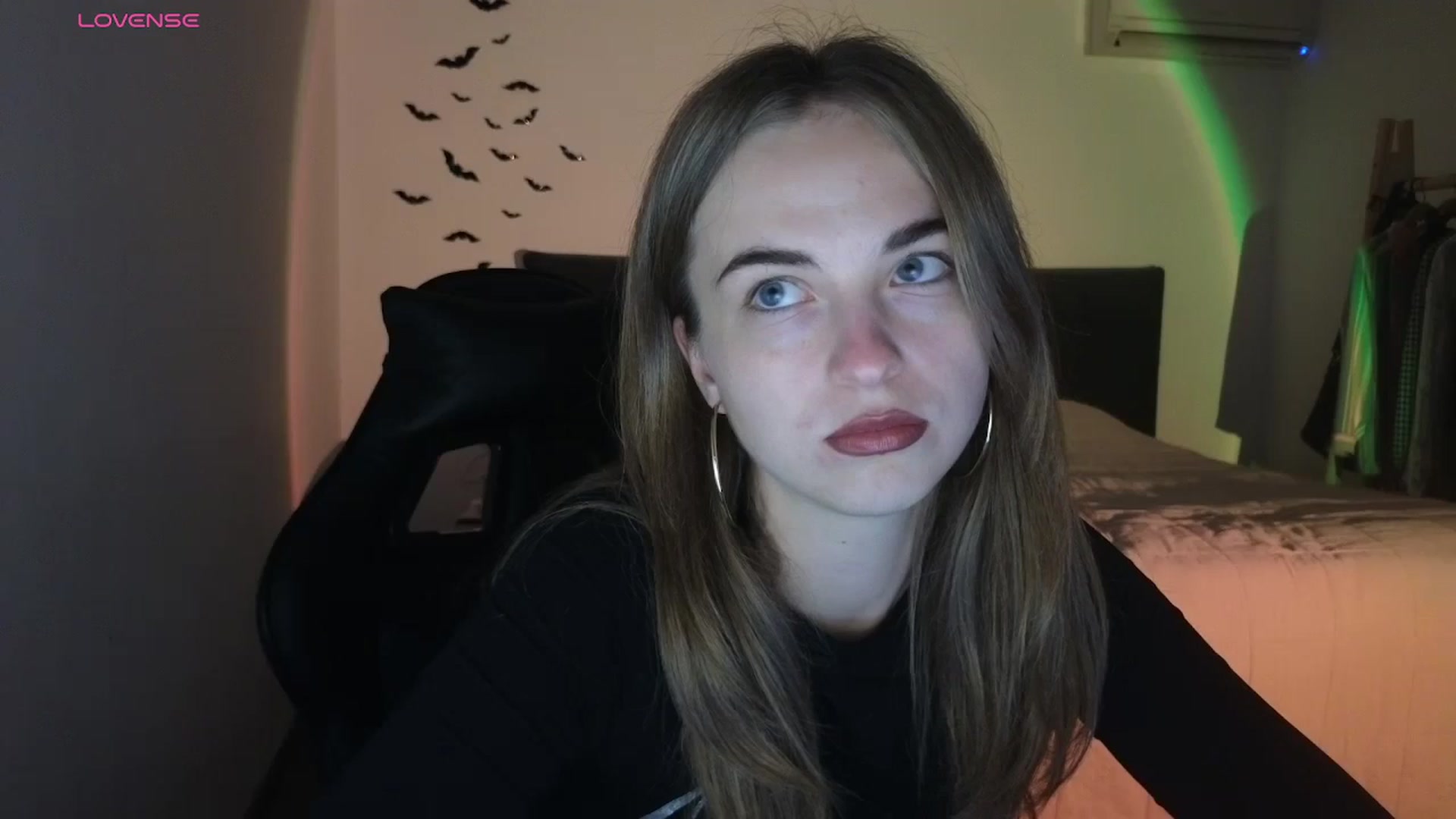 Gallery image thumbnail from Aliannaa's myfreecams stream on, 11/15/2024, 19:01 image 2 of 20