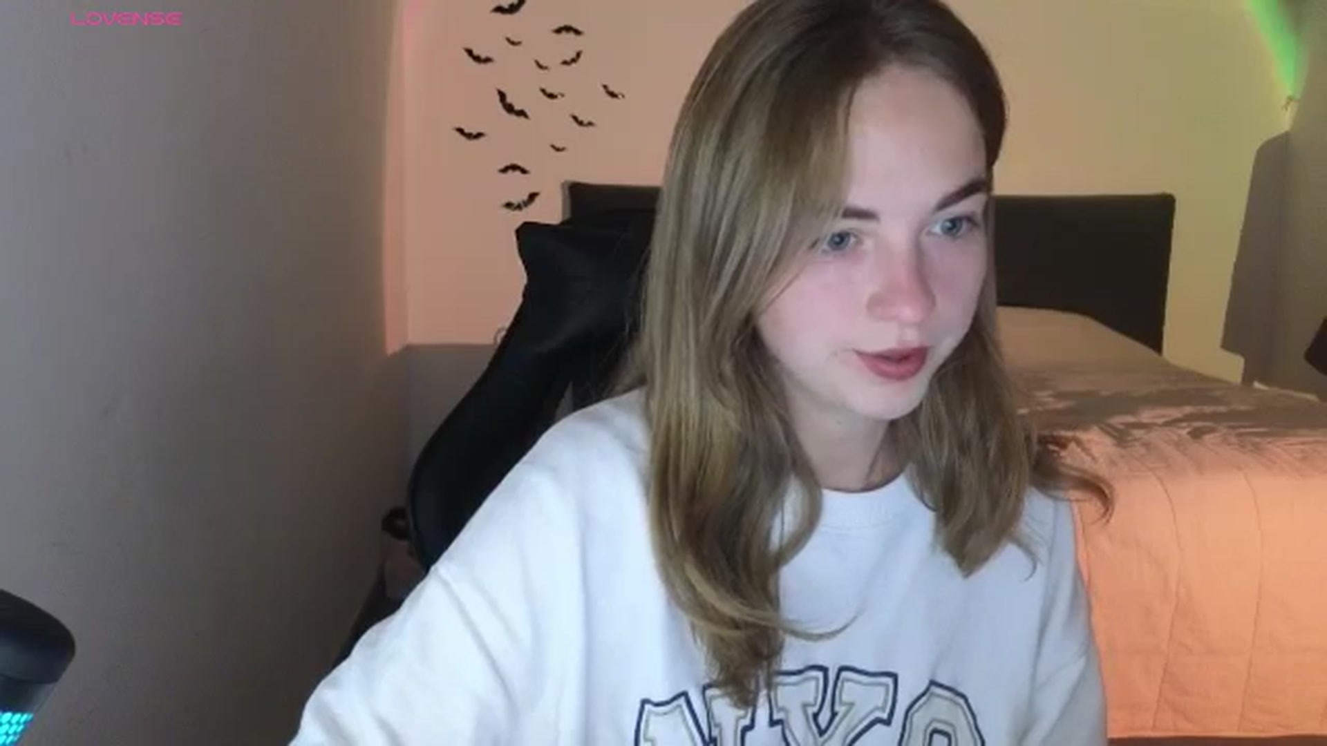 Gallery image thumbnail from Aliannaa's myfreecams stream on, 11/16/2024, 16:18 image 7 of 20