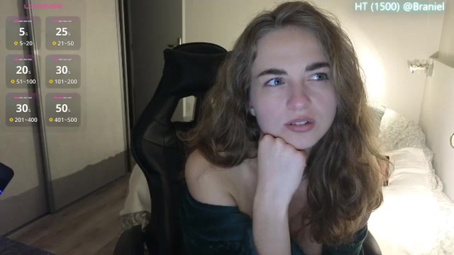 Gallery image thumbnail from Aliannaa's myfreecams stream on, 11/20/2024, 24:35 image 14 of 20