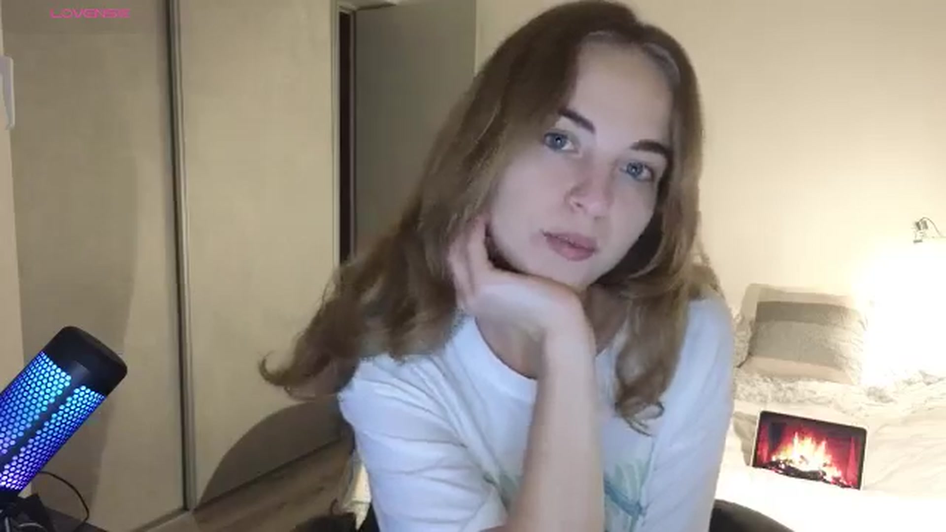 Gallery image thumbnail from Aliannaa's myfreecams stream on, 11/20/2024, 23:04 image 7 of 20