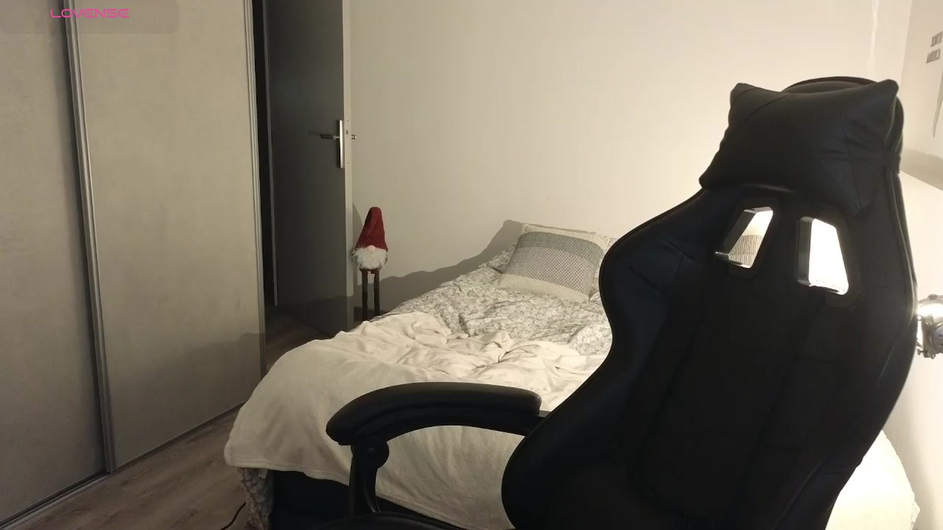 Gallery image thumbnail from Aliannaa's myfreecams stream on, 11/23/2024, 01:11 image 4 of 20