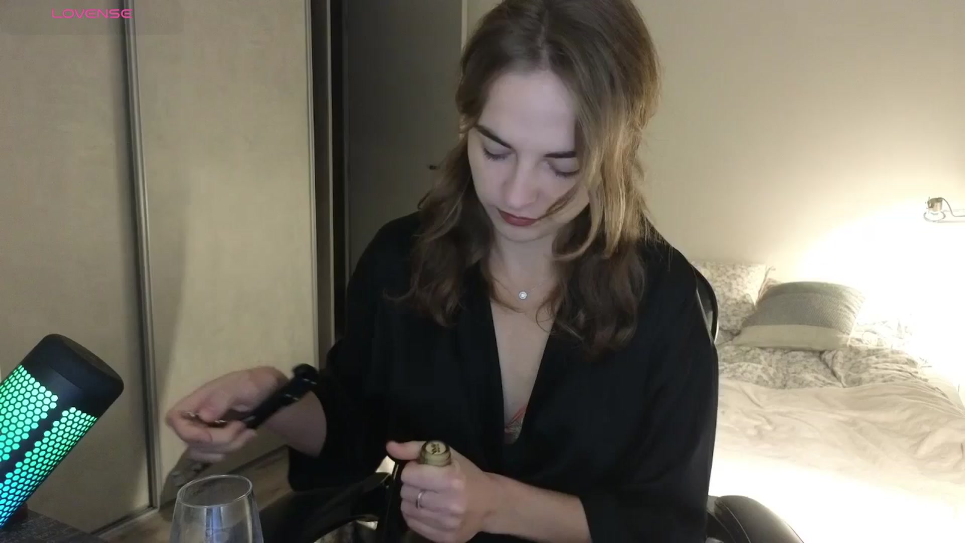 Gallery image thumbnail from Aliannaa's myfreecams stream on, 11/25/2024, 23:26 image 7 of 20