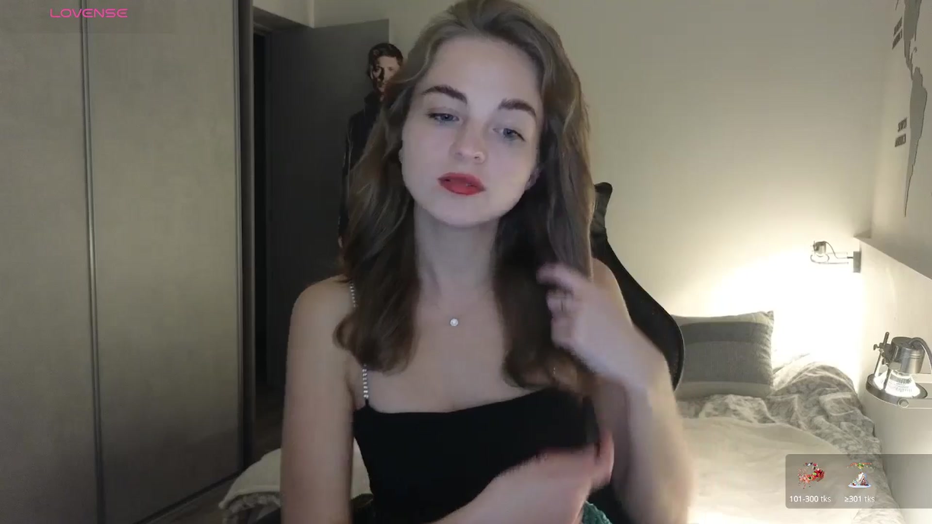 Gallery image thumbnail from Aliannaa's myfreecams stream on, 11/29/2024, 21:24 image 3 of 20