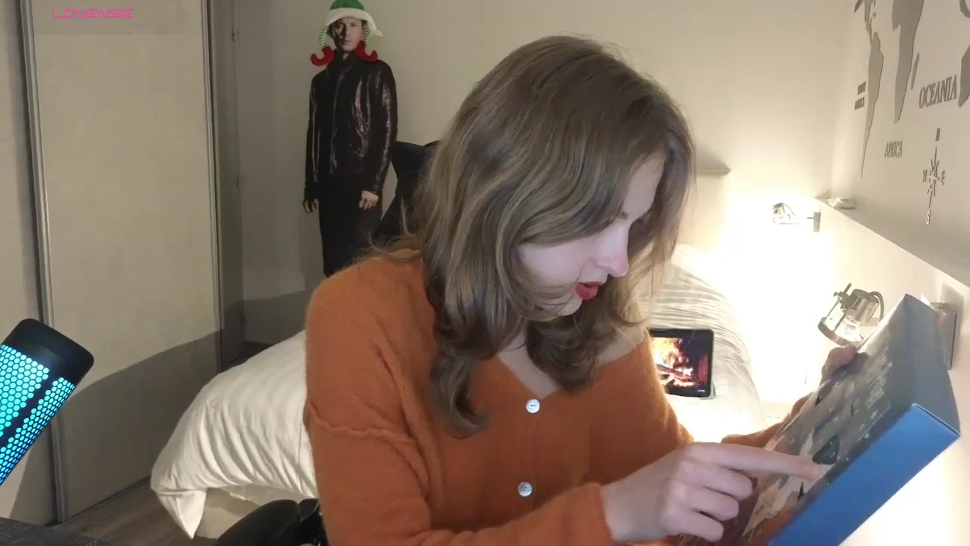 Gallery image thumbnail from Aliannaa's myfreecams stream on, 12/16/2024, 21:39 image 11 of 20