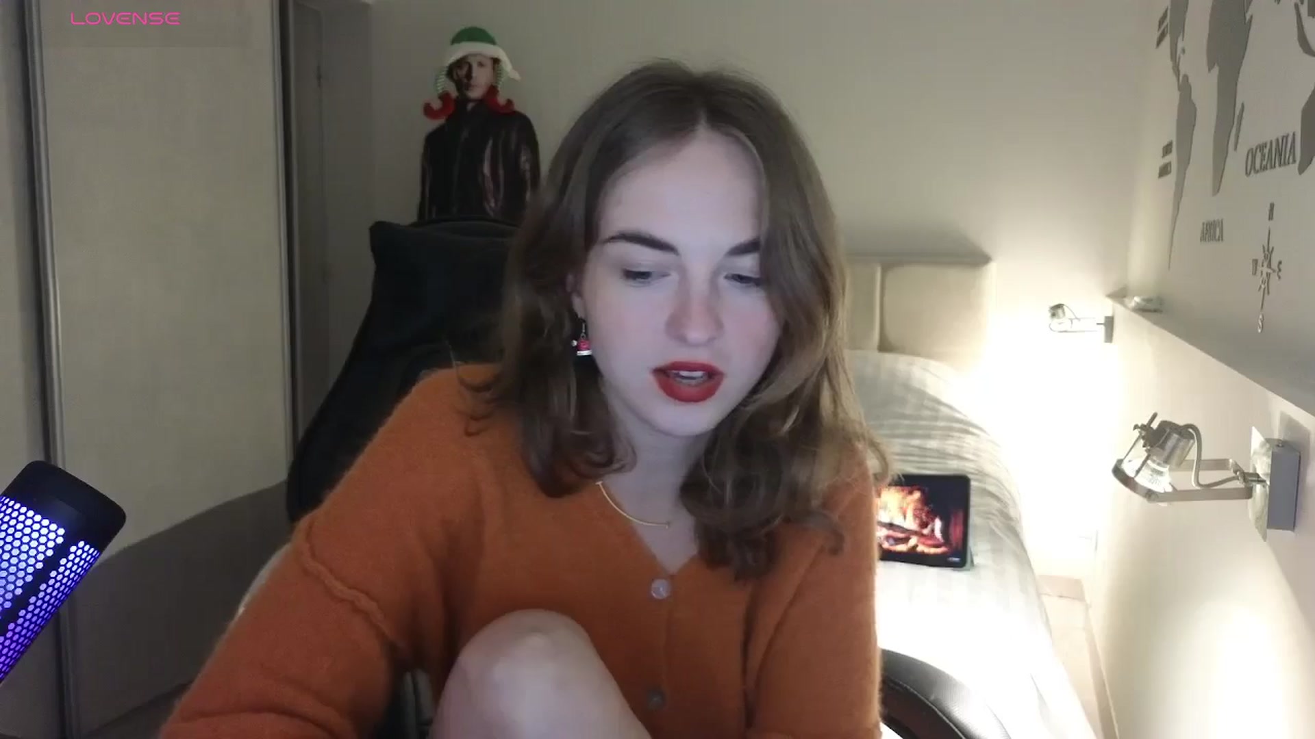 Gallery image thumbnail from Aliannaa's myfreecams stream on, 12/16/2024, 21:39 image 19 of 20