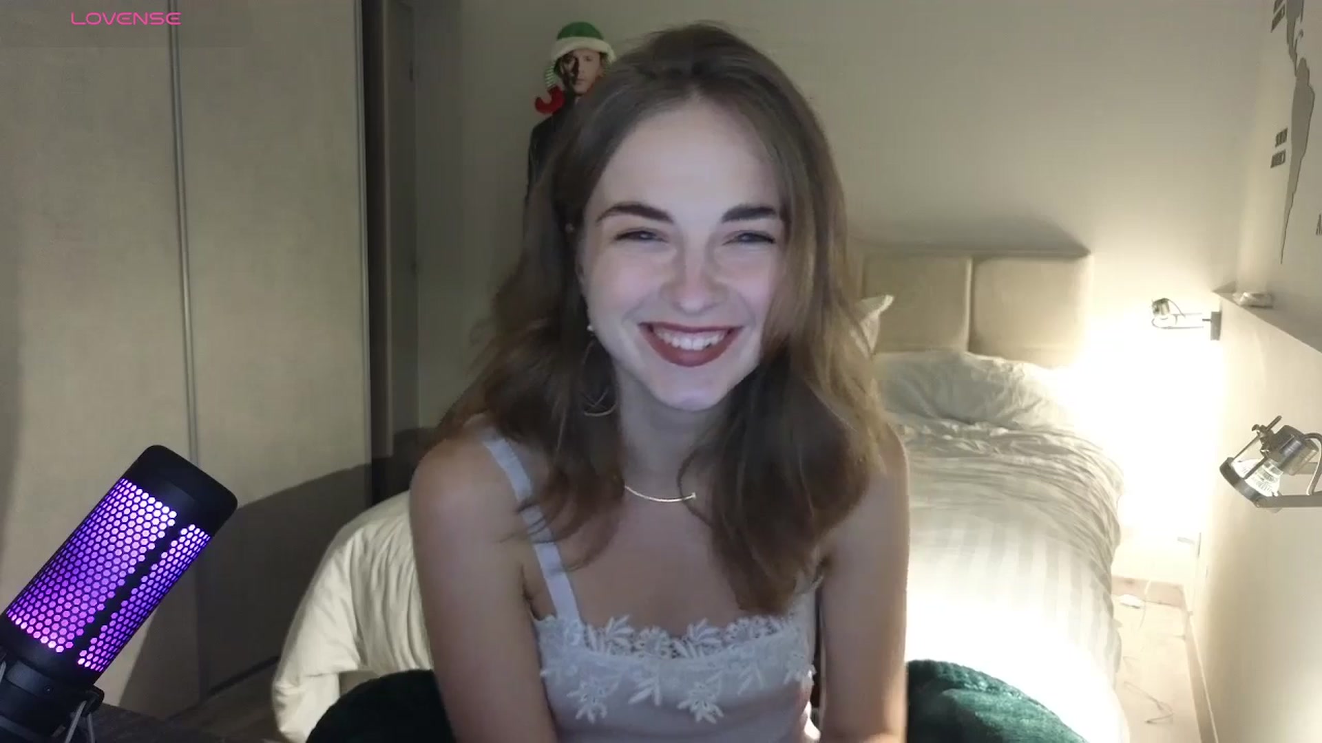 Gallery image thumbnail from Aliannaa's myfreecams stream on, 12/18/2024, 23:13 image 5 of 20