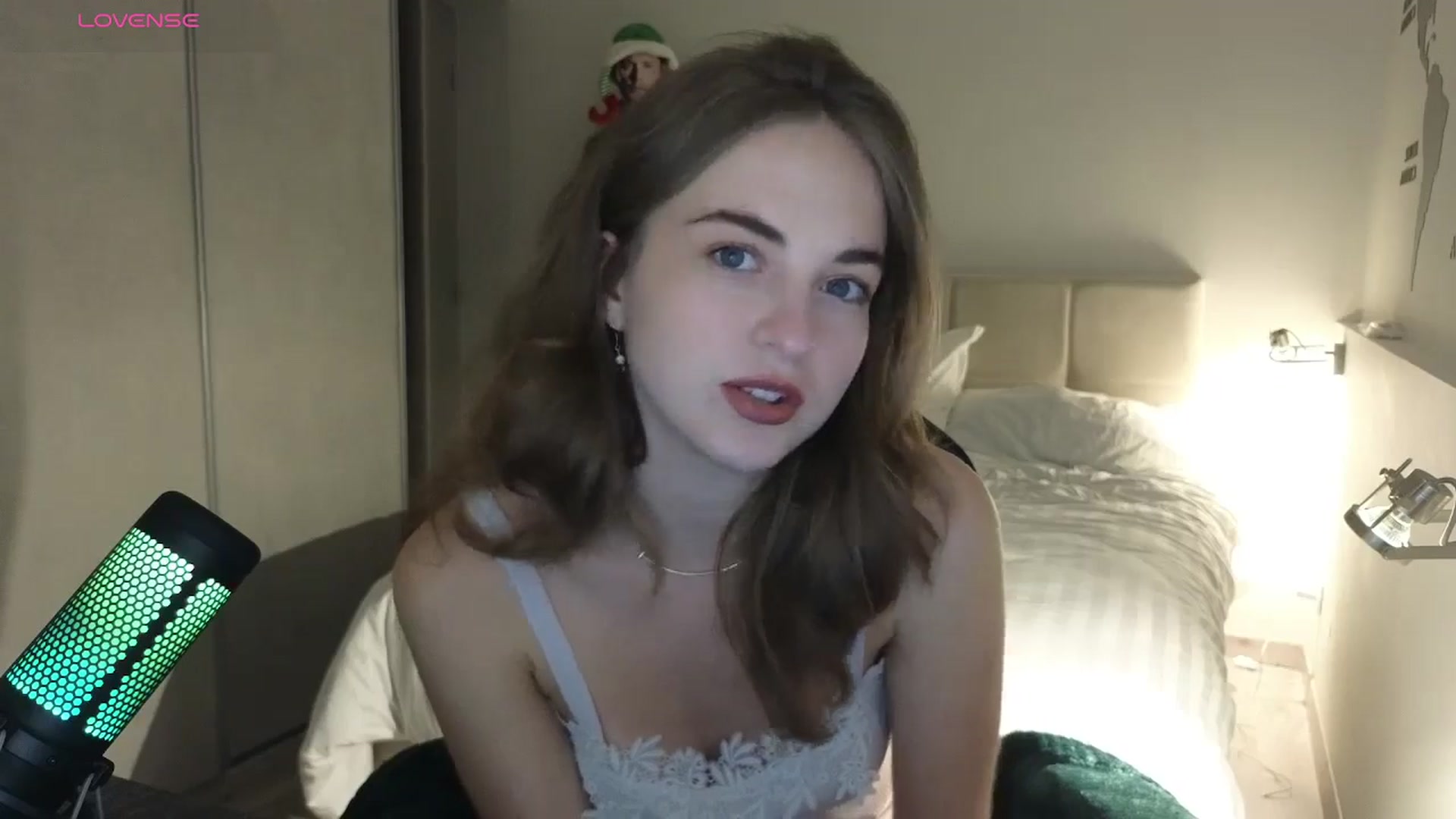 Gallery image thumbnail from Aliannaa's myfreecams stream on, 12/18/2024, 23:13 image 3 of 20