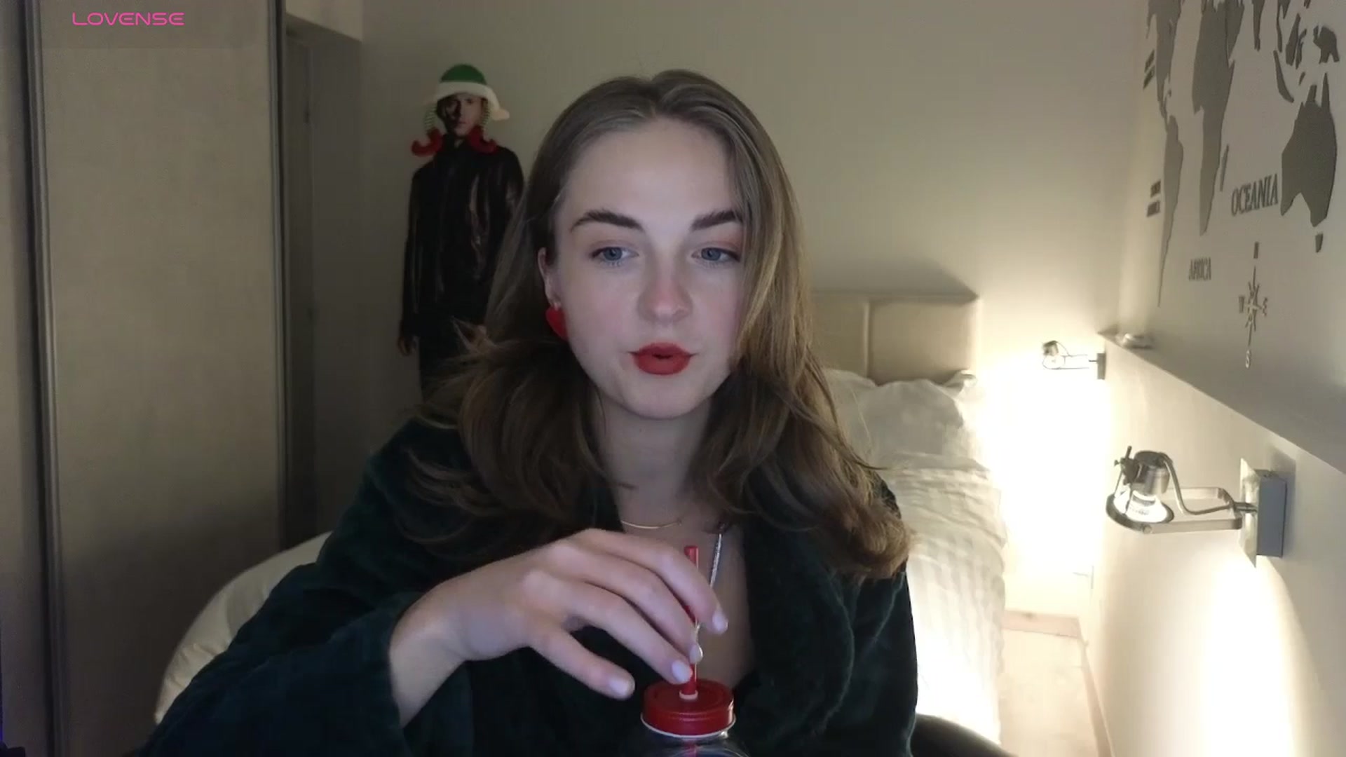 Gallery image thumbnail from Aliannaa's myfreecams stream on, 12/20/2024, 21:06 image 8 of 20