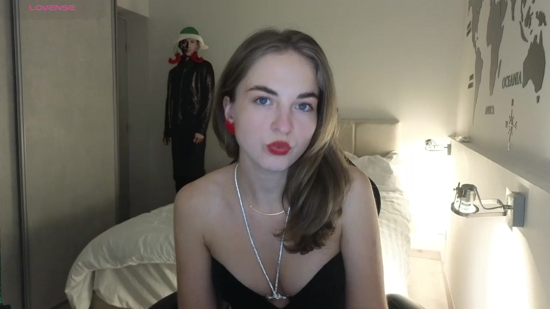 Gallery image thumbnail from Aliannaa's myfreecams stream on, 12/20/2024, 21:06 image 1 of 20