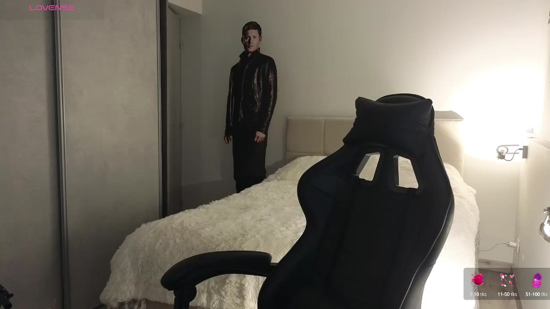 Gallery image thumbnail from Aliannaa's myfreecams stream on, 01/15/2025, 23:03 image 12 of 20