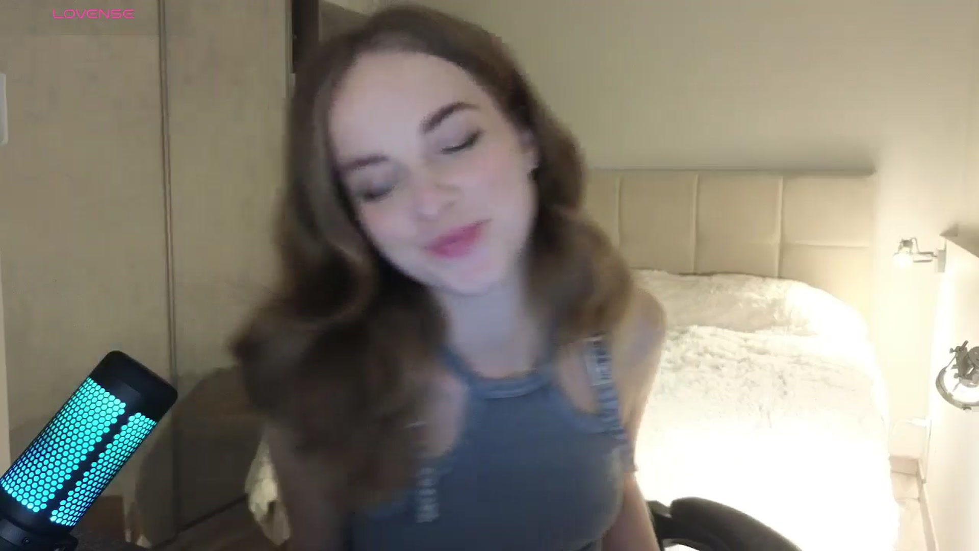Gallery image thumbnail from Aliannaa's myfreecams stream on, 01/24/2025, 21:09 image 3 of 20
