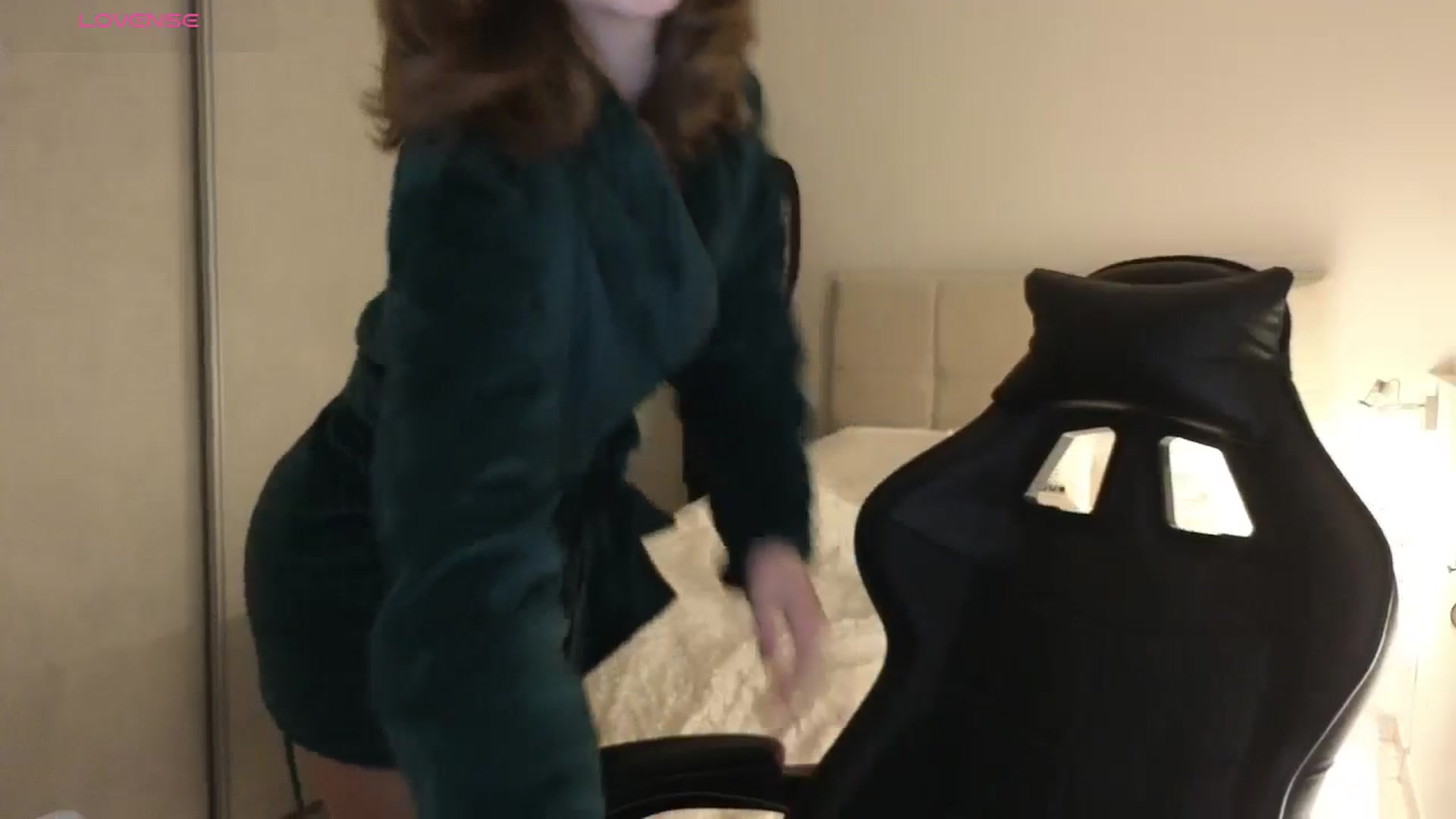 Gallery image thumbnail from Aliannaa's myfreecams stream on, 01/31/2025, 23:48 image 14 of 20