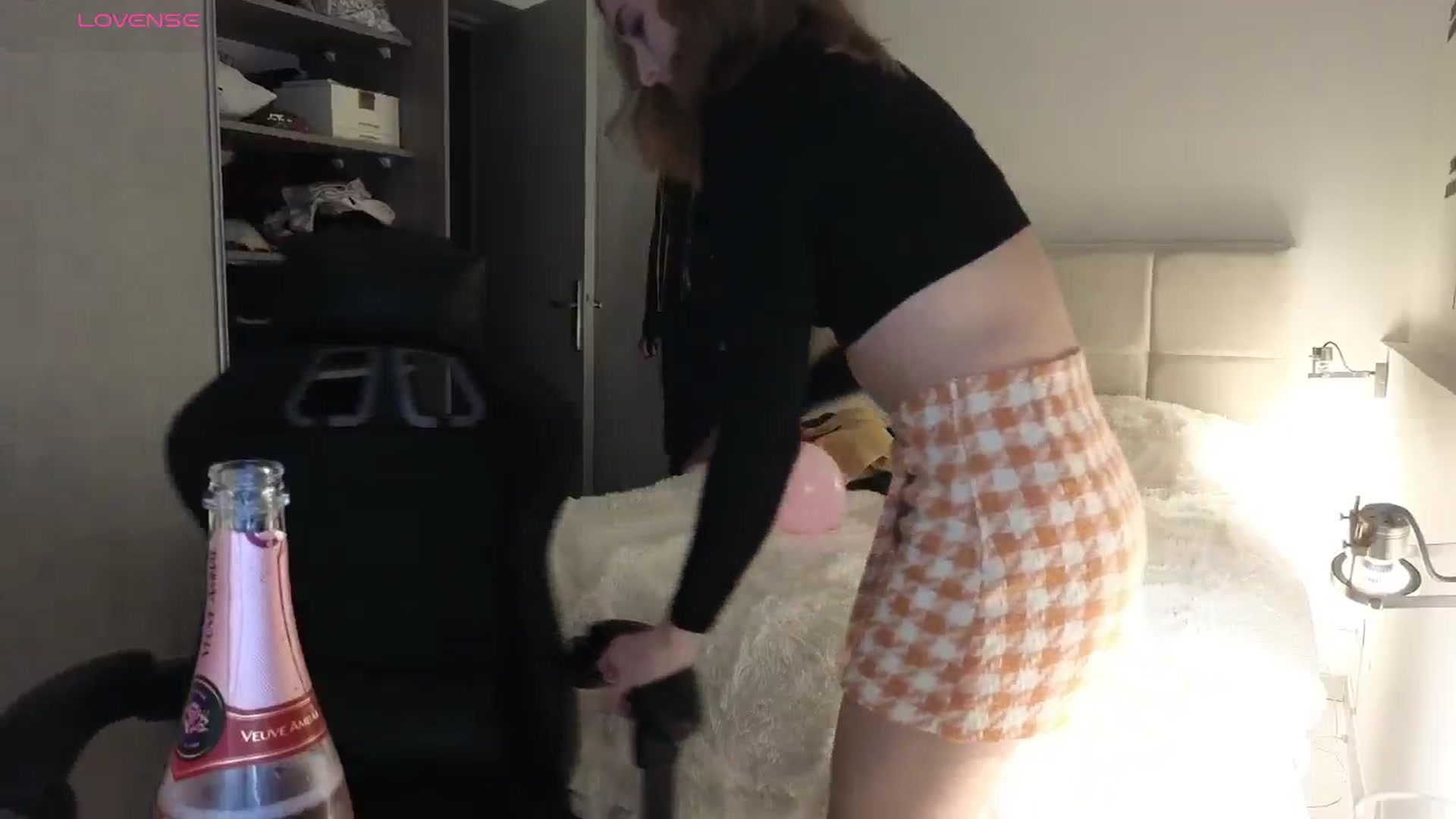Gallery image thumbnail from Aliannaa's myfreecams stream on, 02/14/2025, 20:31 image 11 of 20