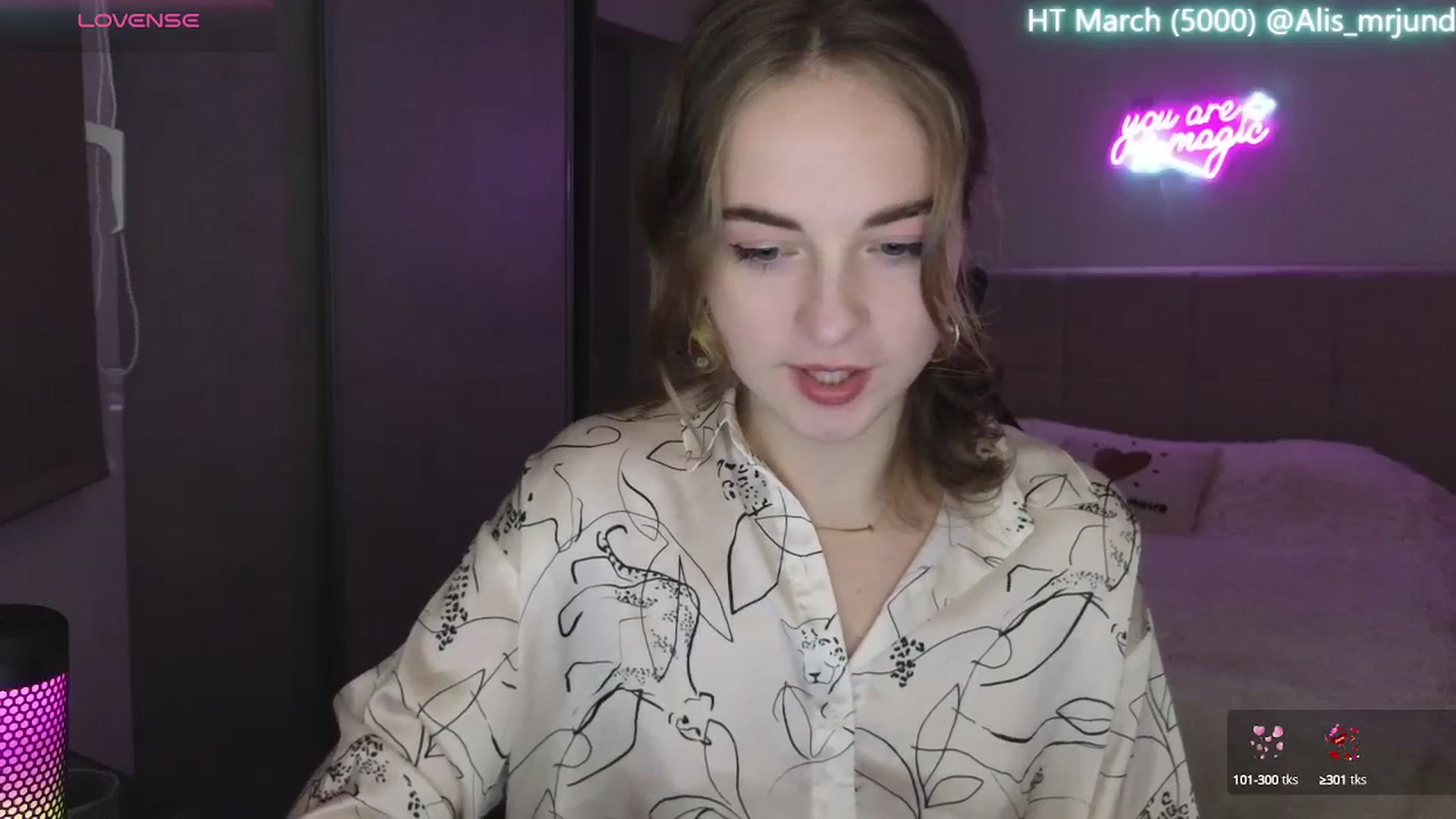 Gallery image thumbnail from Aliannaa's myfreecams stream on, 03/05/2025, 21:00 image 12 of 20