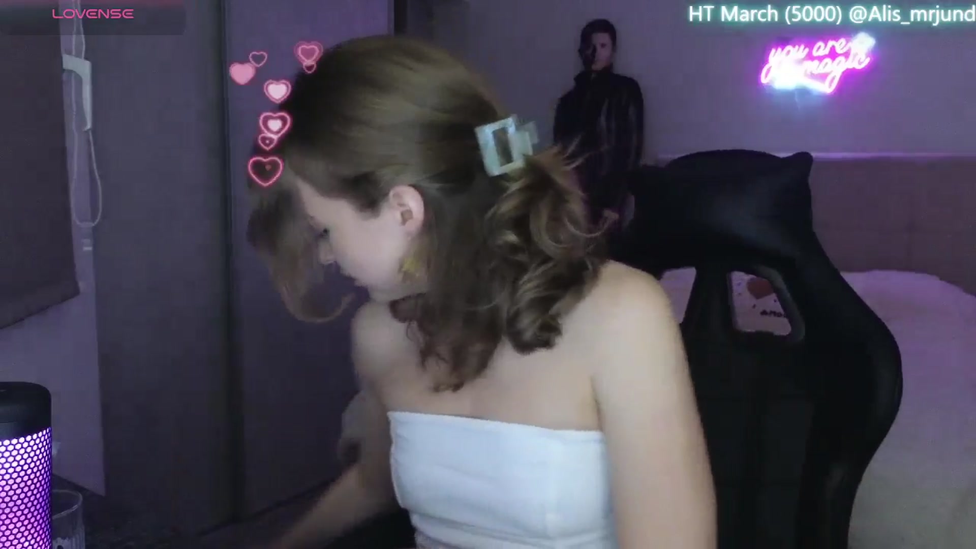 Gallery image thumbnail from Aliannaa's myfreecams stream on, 03/05/2025, 21:00 image 19 of 20