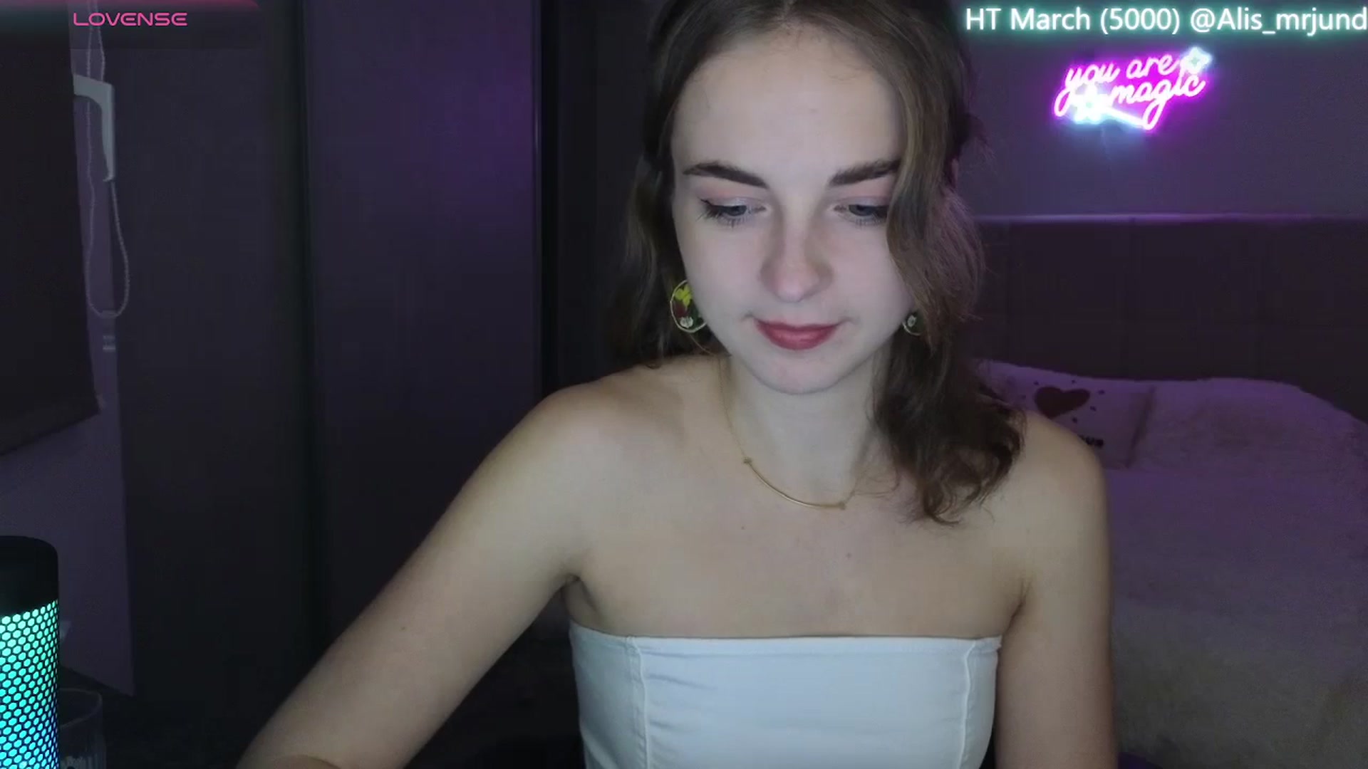 Gallery image thumbnail from Aliannaa's myfreecams stream on, 03/05/2025, 21:00 image 20 of 20