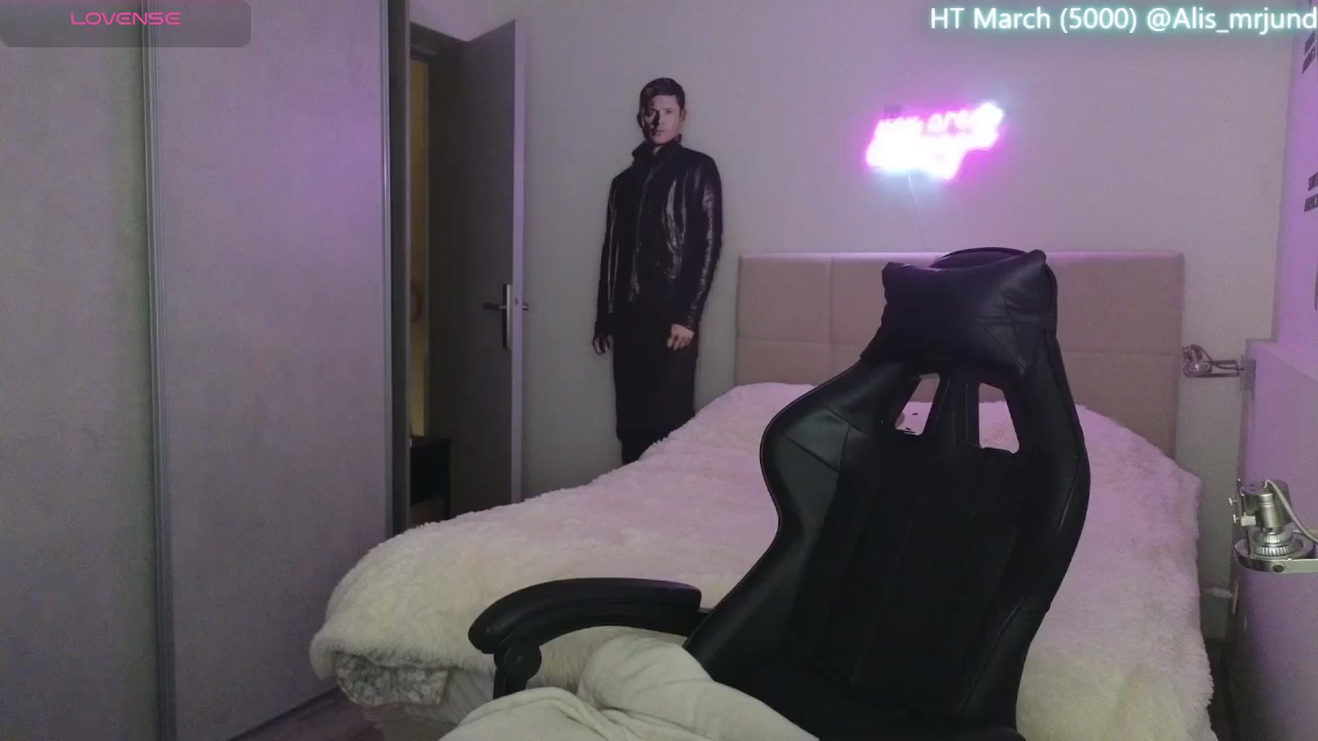 Gallery image thumbnail from Aliannaa's myfreecams stream on, 03/05/2025, 21:00 image 3 of 20