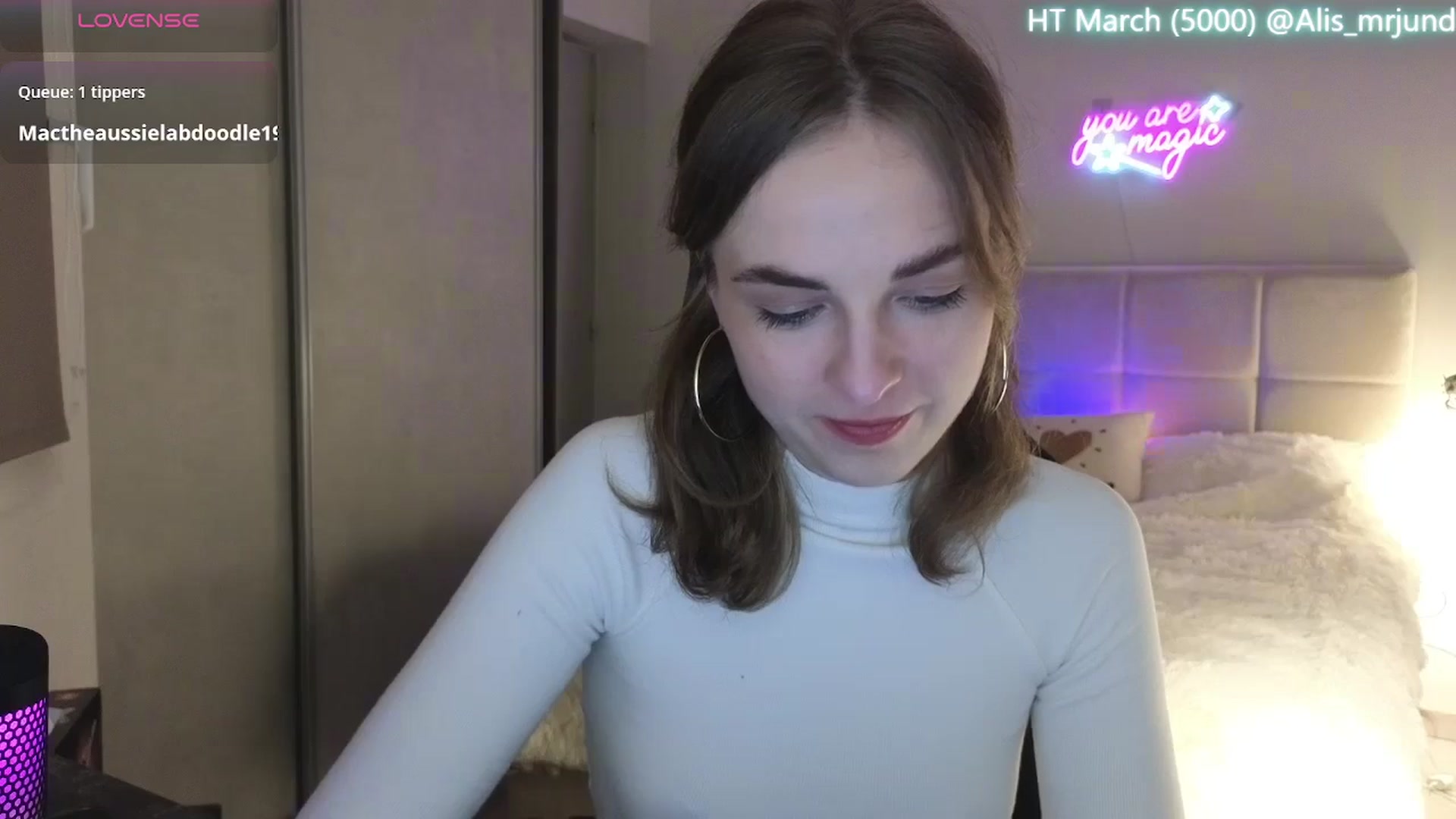 Gallery image thumbnail from Aliannaa's myfreecams stream on, 03/07/2025, 22:53 image 5 of 20