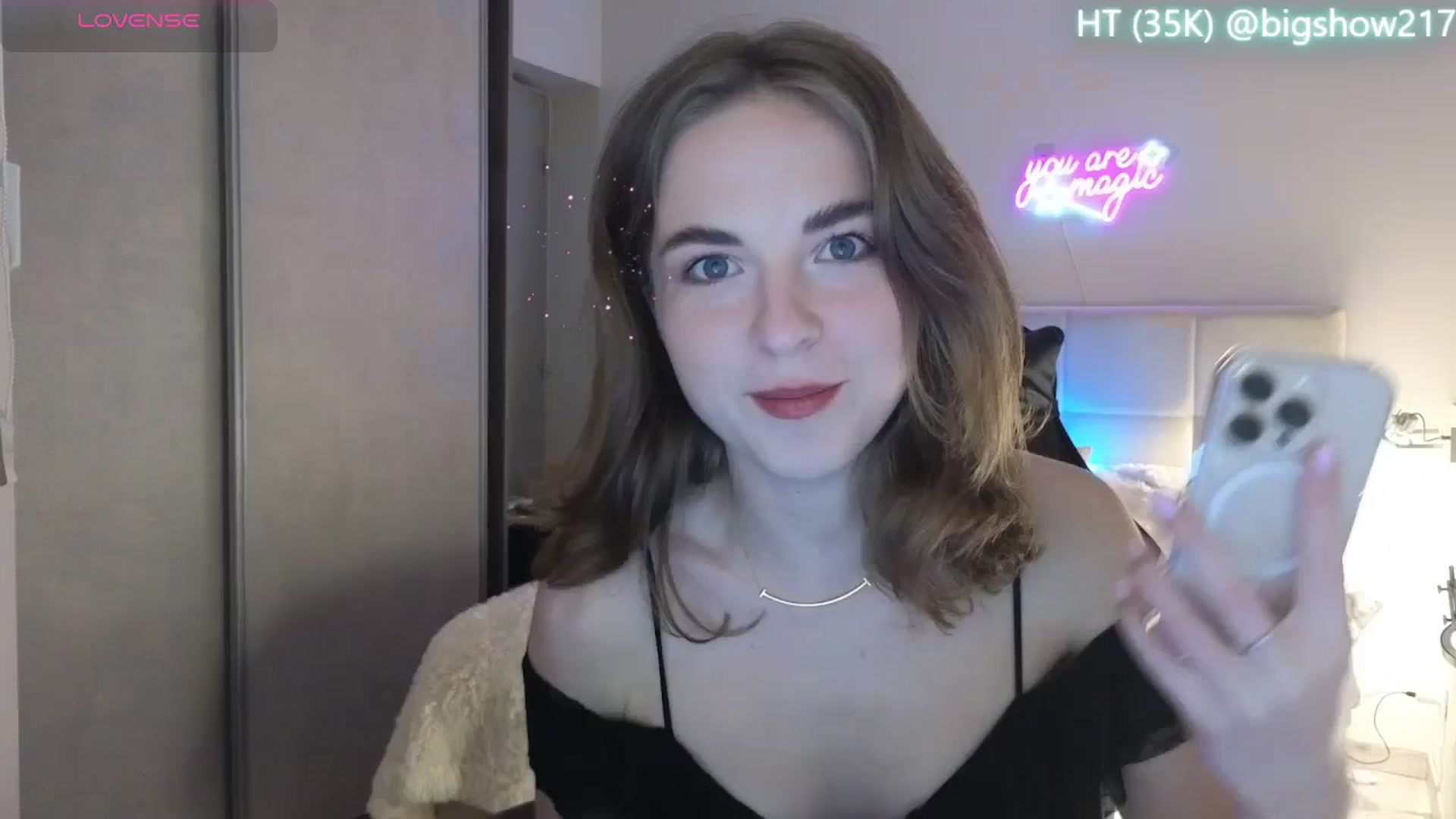 Gallery image thumbnail from Aliannaa's myfreecams stream on, 03/18/2025, 20:49 image 1 of 20