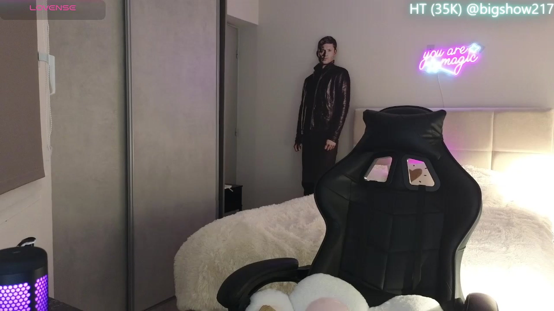 Gallery image thumbnail from Aliannaa's myfreecams stream on, 03/23/2025, 19:15 image 19 of 20