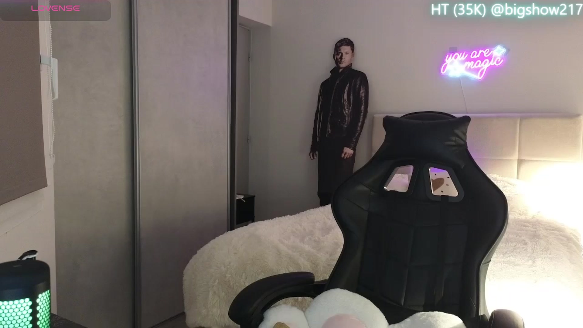 Gallery image thumbnail from Aliannaa's myfreecams stream on, 03/23/2025, 19:15 image 18 of 20
