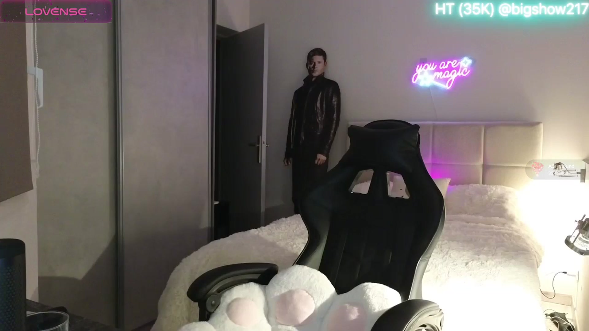 Gallery image thumbnail from Aliannaa's myfreecams stream on, 03/26/2025, 19:52 image 19 of 20