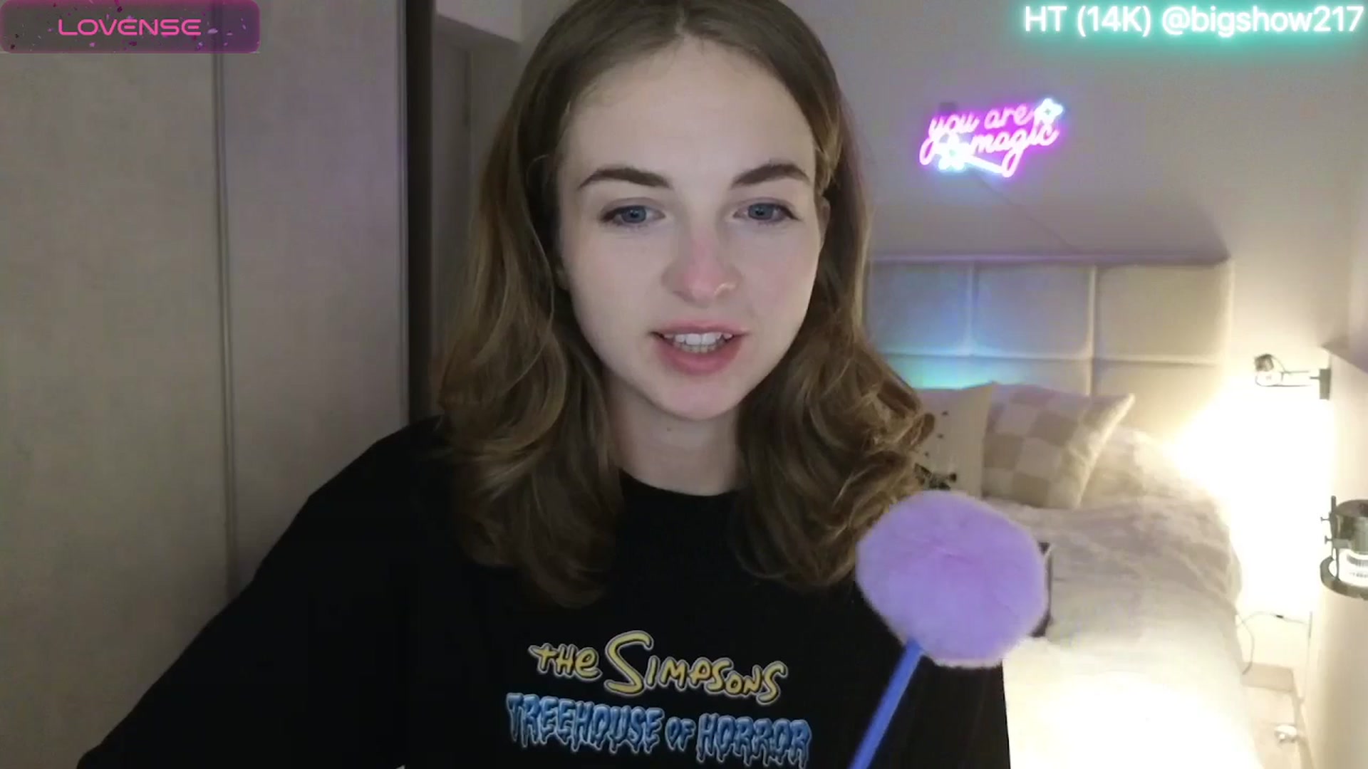 Gallery image thumbnail from Aliannaa's myfreecams stream on, 05/08/2025, 23:44 image 15 of 20