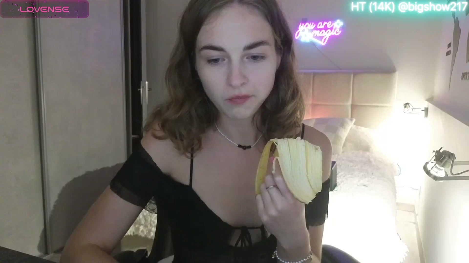 Gallery image thumbnail from Aliannaa's myfreecams stream on, 05/13/2025, 20:16 image 14 of 20