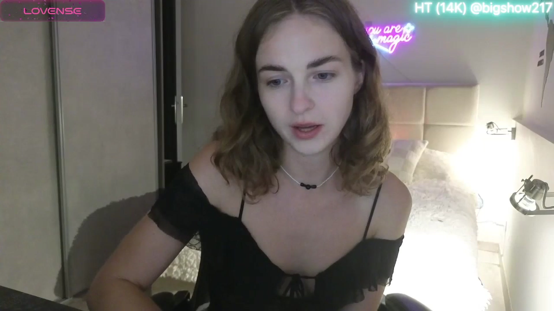 Gallery image thumbnail from Aliannaa's myfreecams stream on, 05/13/2025, 20:16 image 17 of 20