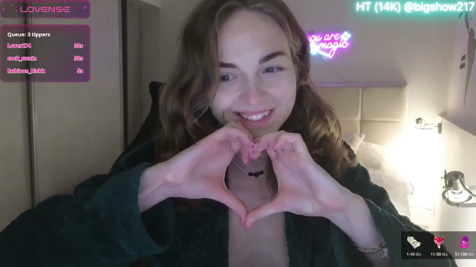 Gallery image thumbnail from Aliannaa's myfreecams stream on, 05/13/2025, 21:05 image 12 of 20
