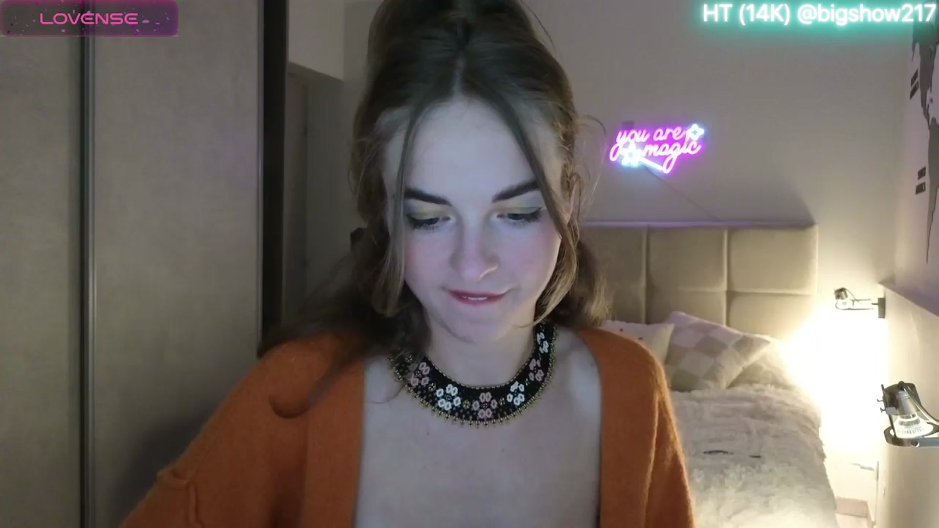Gallery image thumbnail from Aliannaa's myfreecams stream on, 05/15/2025, 22:09 image 15 of 20