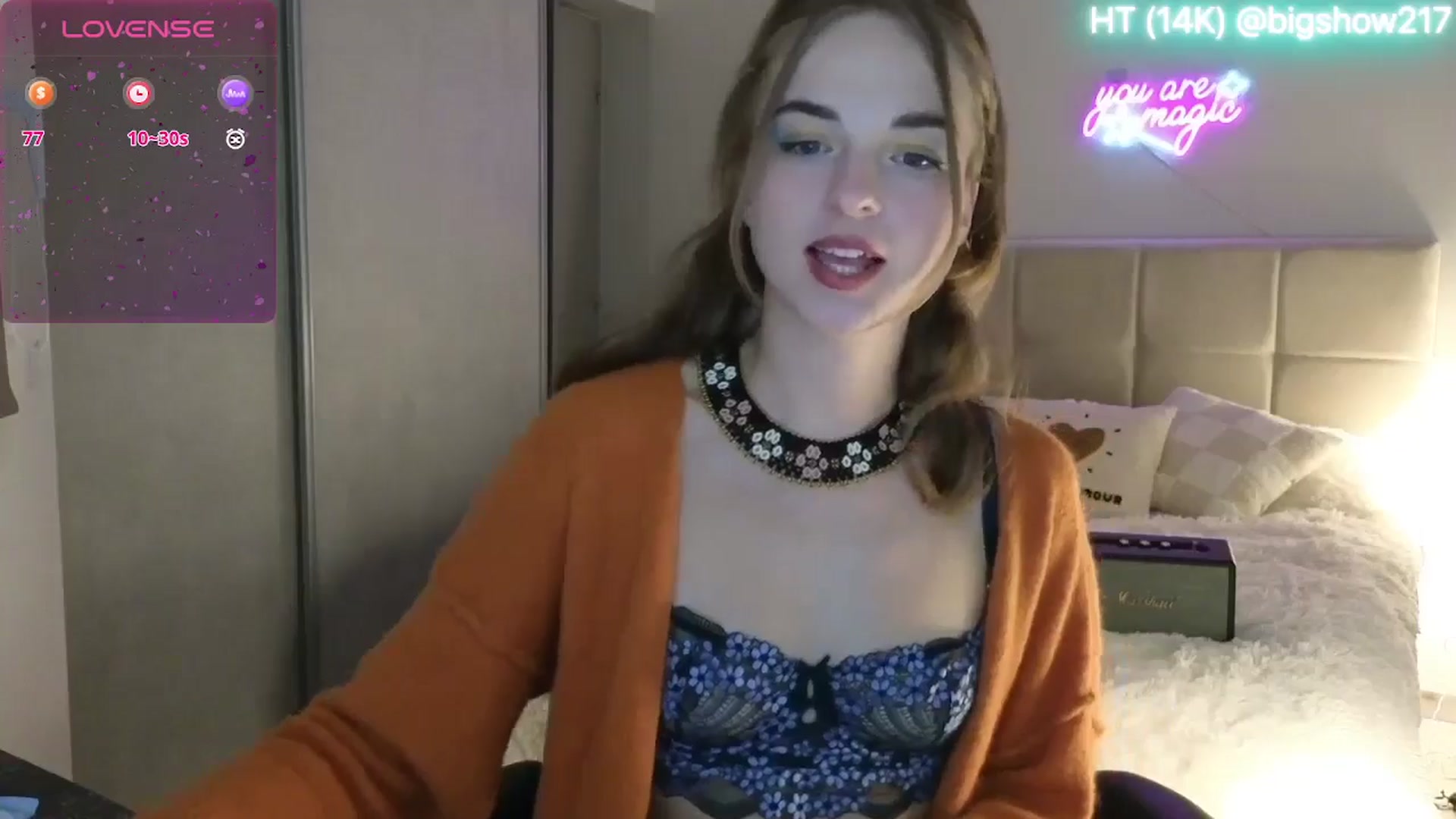 Gallery image thumbnail from Aliannaa's myfreecams stream on, 05/15/2025, 22:09 image 6 of 20