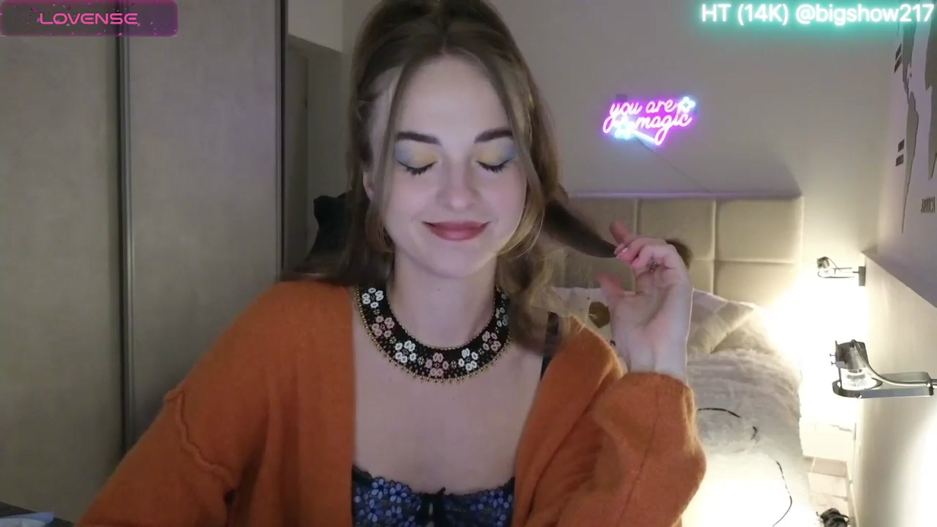 Gallery image thumbnail from Aliannaa's myfreecams stream on, 05/15/2025, 22:09 image 2 of 20