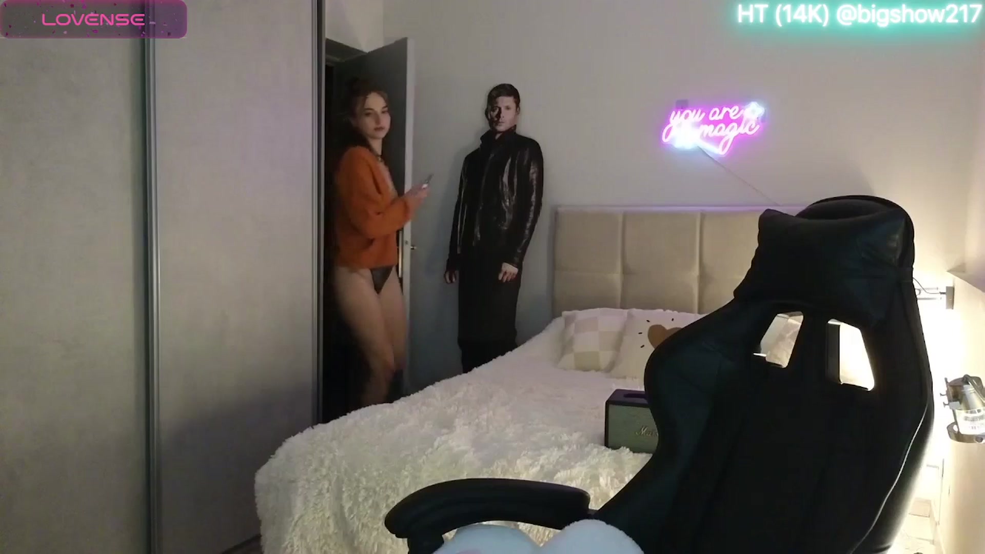 Gallery image thumbnail from Aliannaa's myfreecams stream on, 05/15/2025, 22:09 image 13 of 20