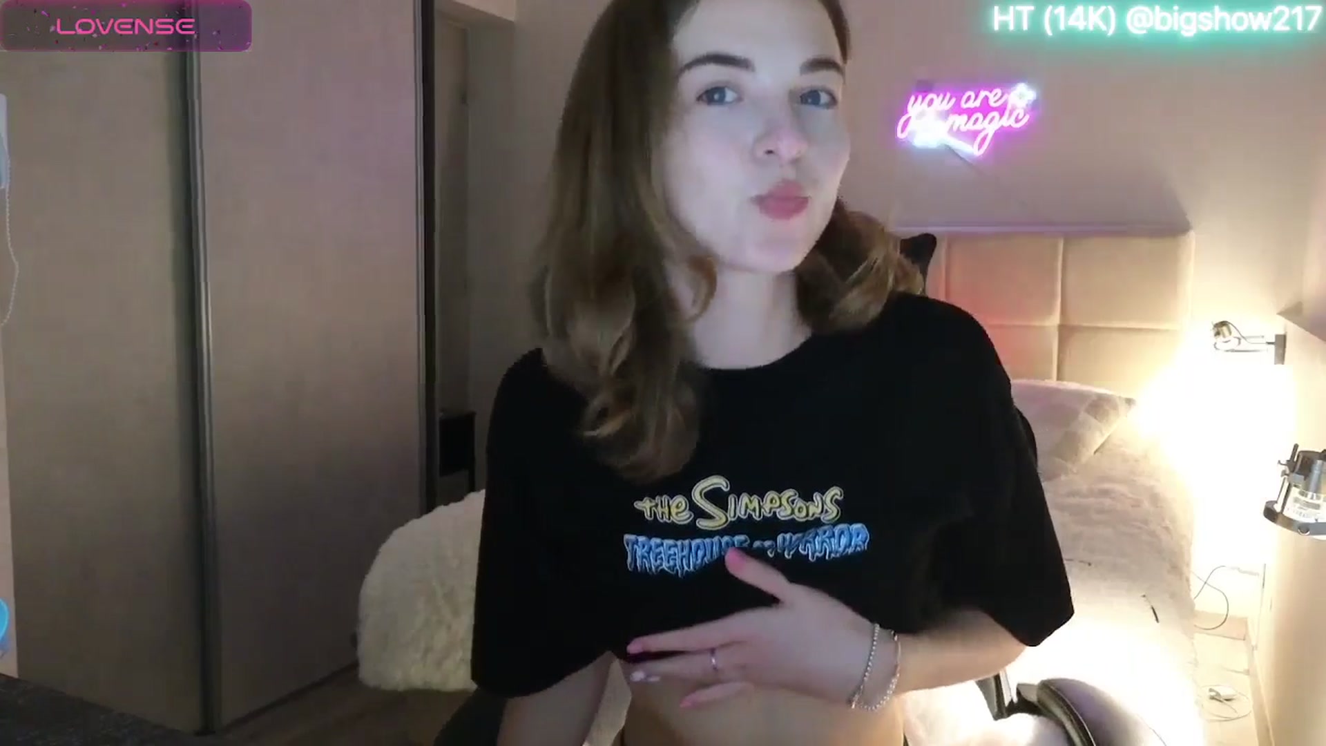 Gallery image thumbnail from Aliannaa's myfreecams stream on, 05/19/2025, 20:41 image 10 of 20