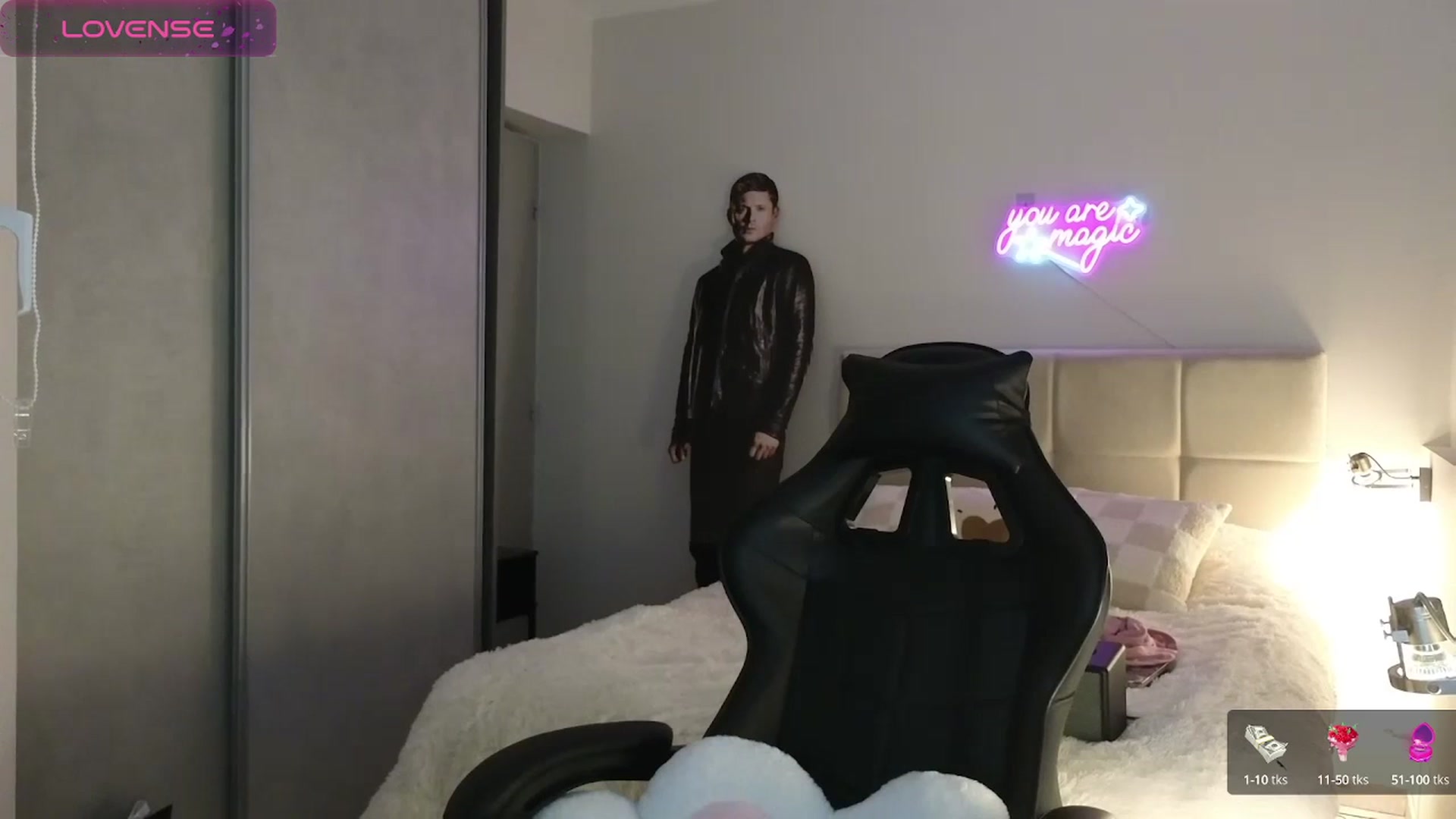 Gallery image thumbnail from Aliannaa's myfreecams stream on, 05/21/2025, 21:49 image 13 of 20