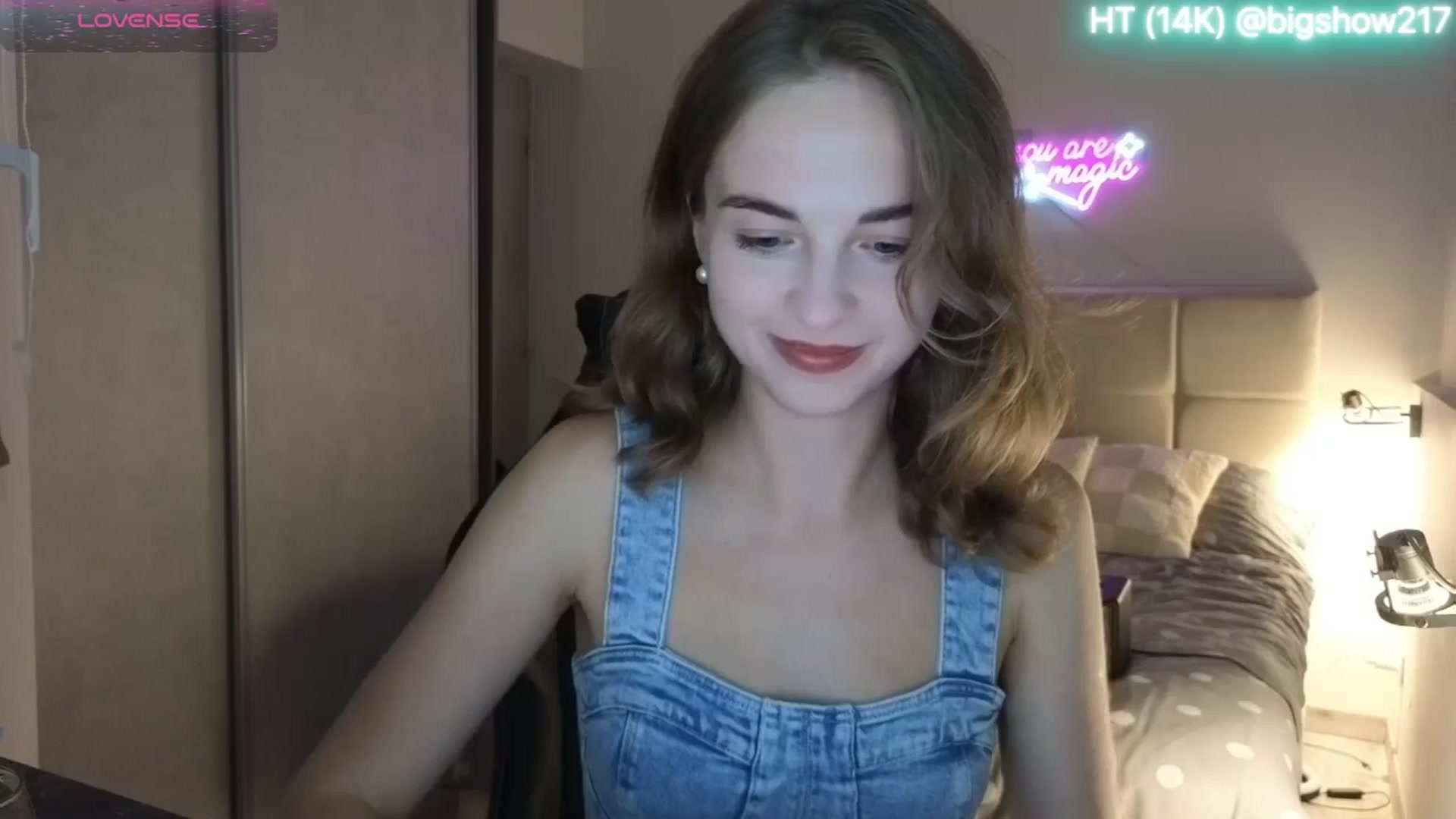 Gallery image thumbnail from Aliannaa's myfreecams stream on, 05/28/2025, 22:27 image 10 of 20