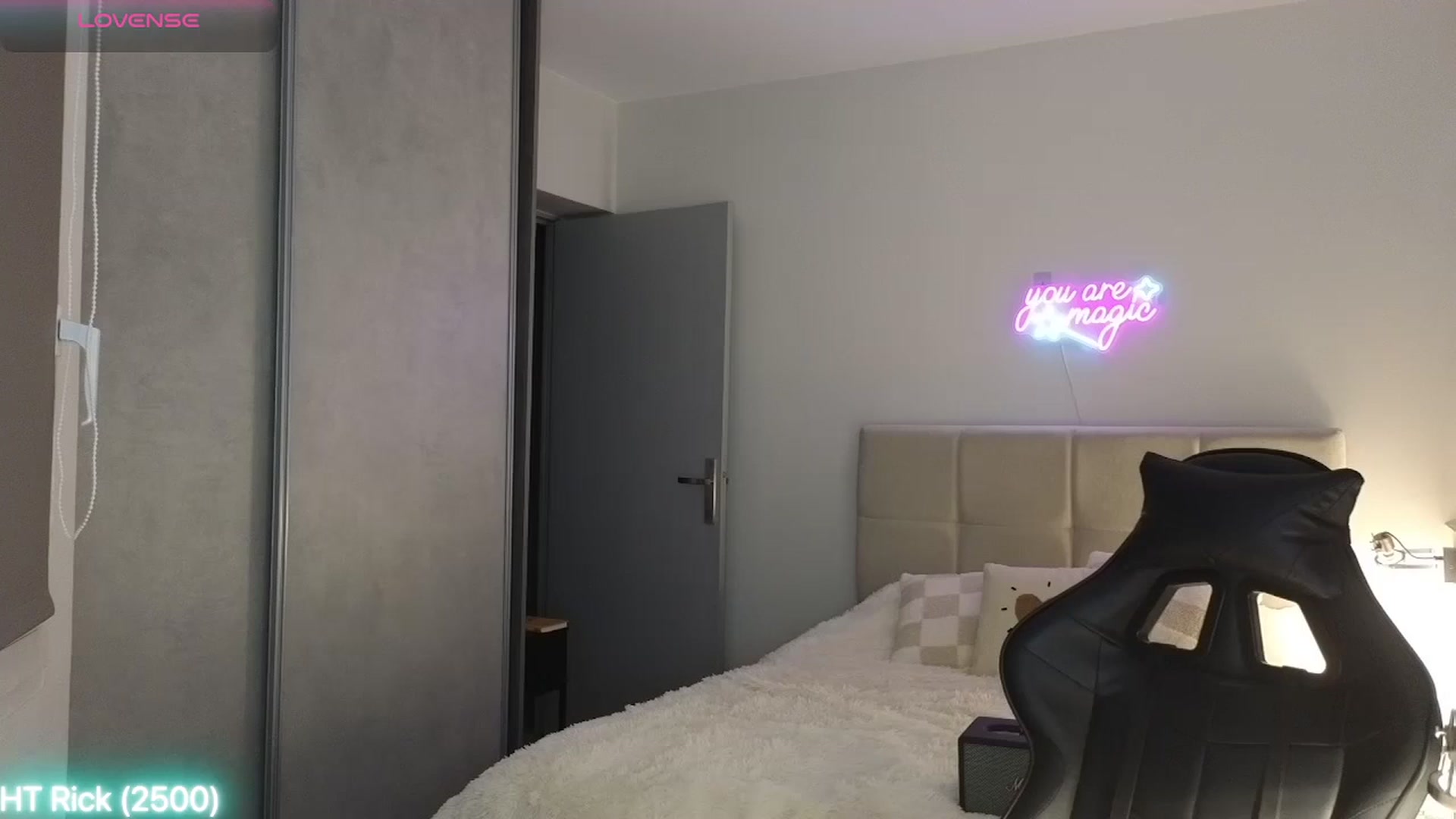 Gallery image thumbnail from Aliannaa's myfreecams stream on, 07/22/2025, 20:59 image 6 of 20