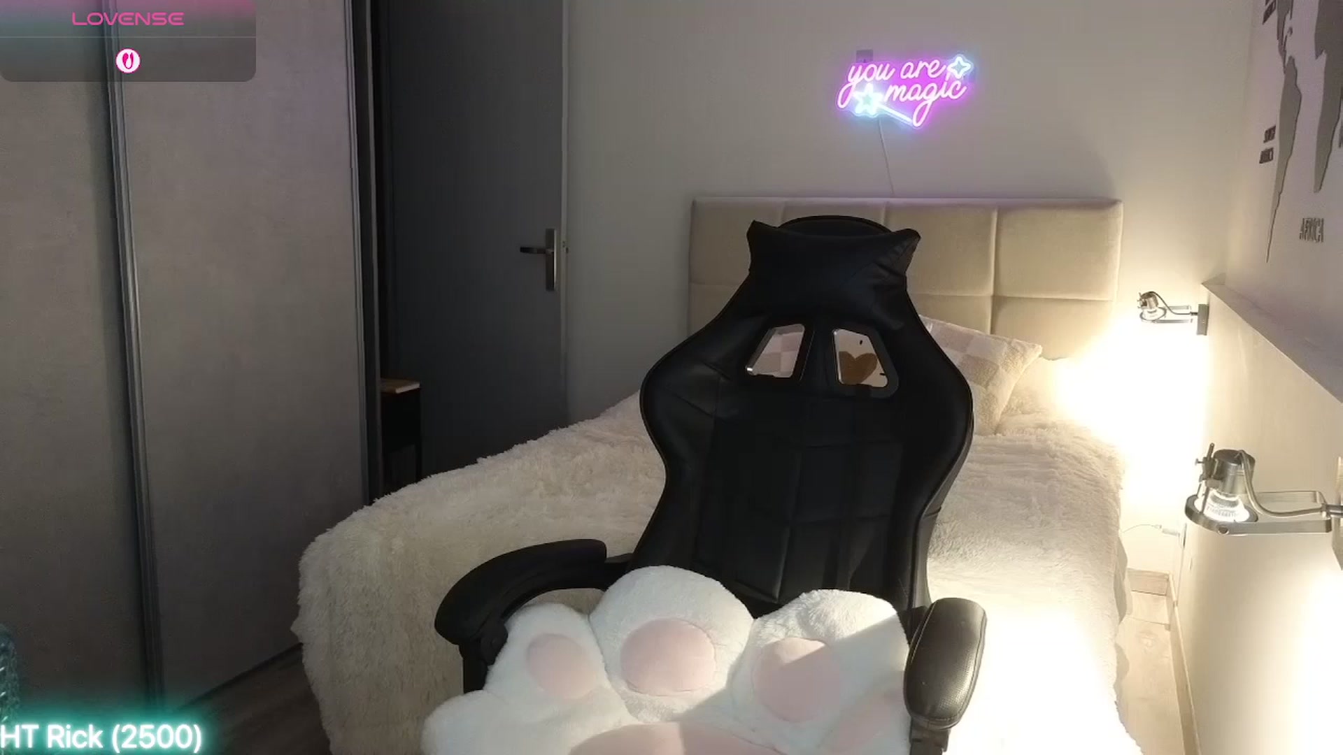 Gallery image thumbnail from Aliannaa's myfreecams stream on, 07/22/2025, 21:48 image 6 of 20
