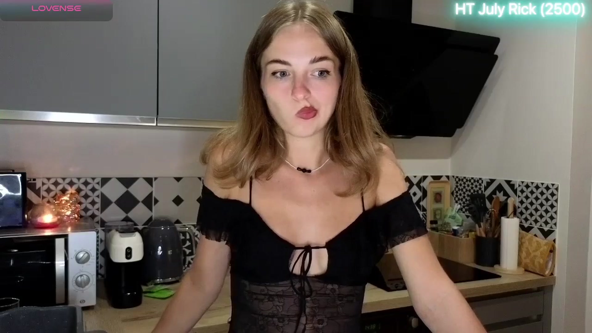 Gallery image thumbnail from Aliannaa's myfreecams stream on, 07/28/2025, 21:24 image 3 of 20