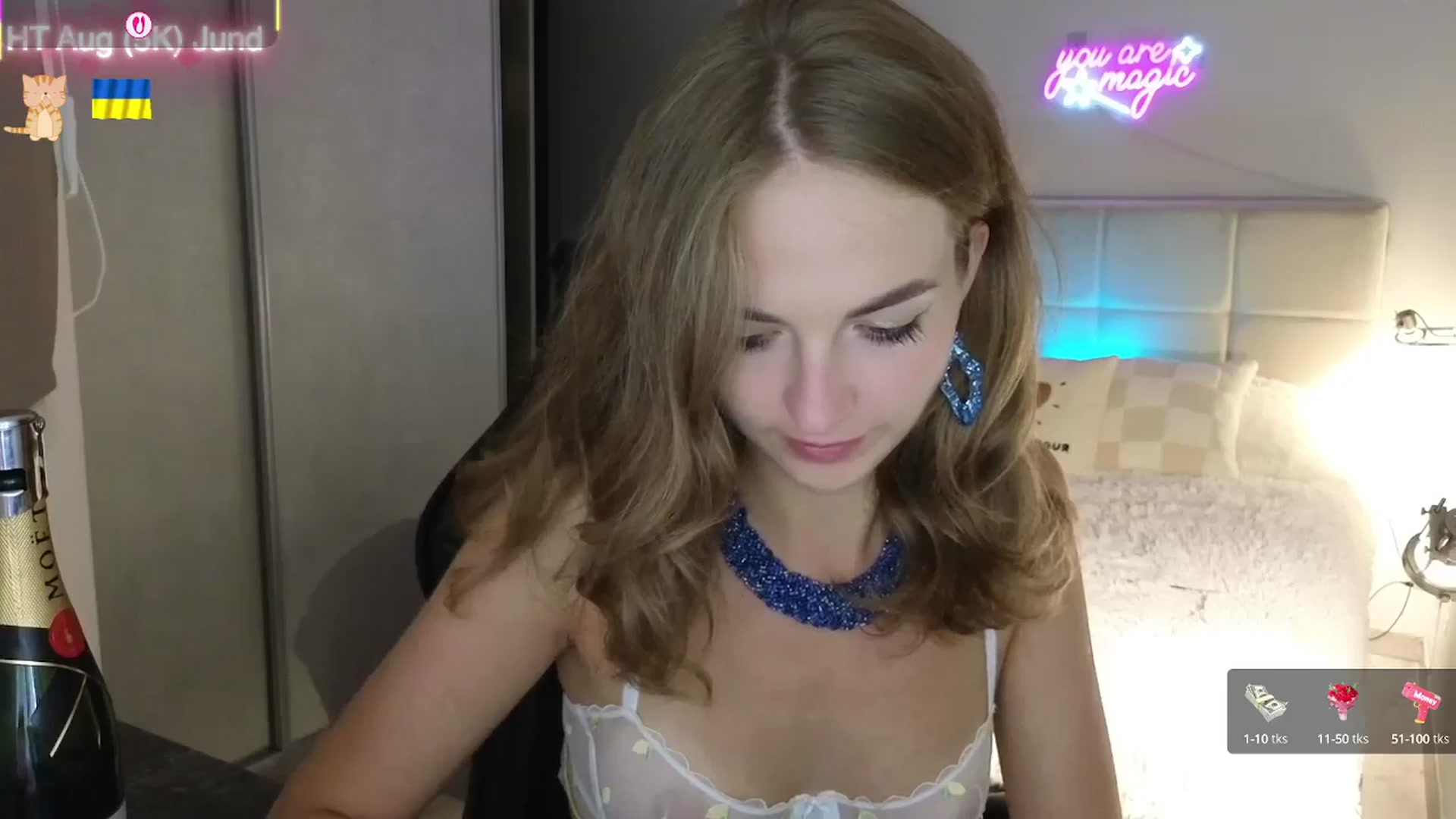 Gallery image thumbnail from Aliannaa's myfreecams stream on, 08/24/2025, 22:32 image 18 of 20