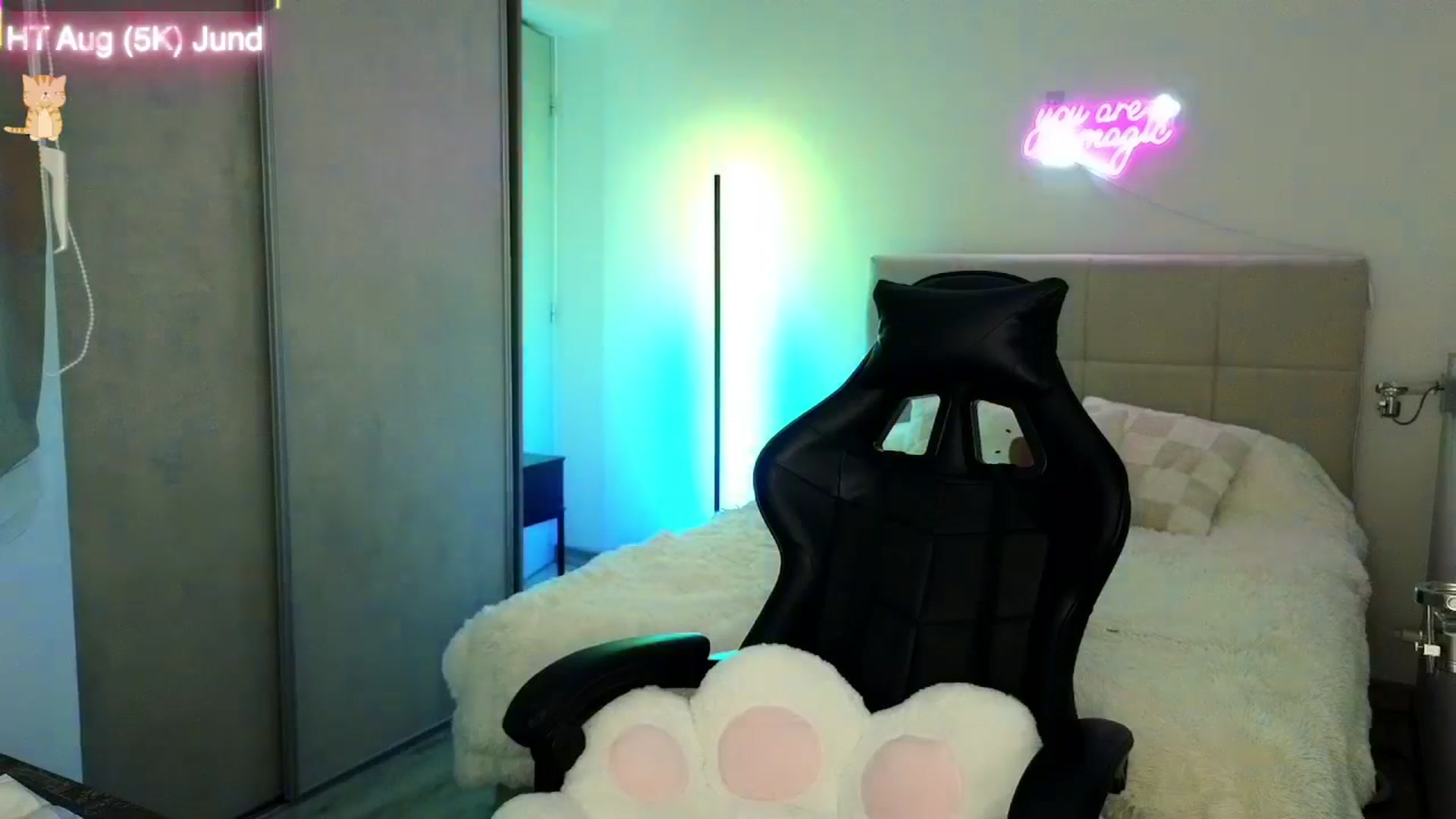 Gallery image thumbnail from Aliannaa's myfreecams stream on, 08/25/2025, 21:20 image 10 of 20