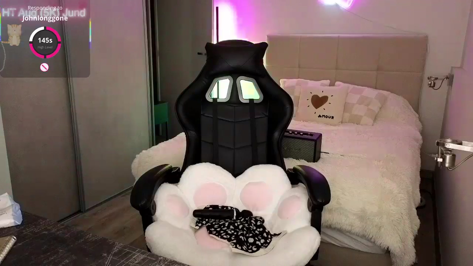 Gallery image thumbnail from Aliannaa's myfreecams stream on, 08/25/2025, 21:20 image 16 of 20