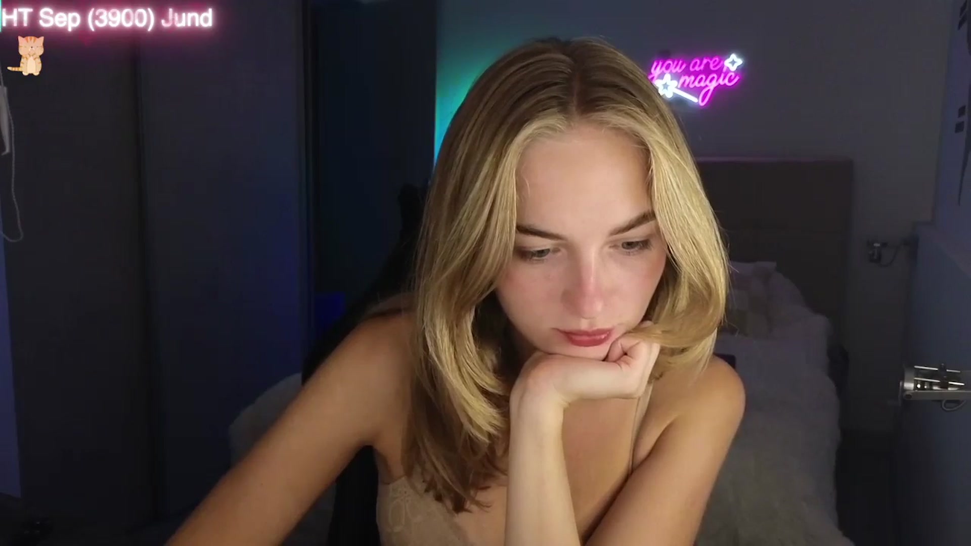 Gallery image thumbnail from Aliannaa's myfreecams stream on, 09/07/2025, 21:45 image 7 of 20
