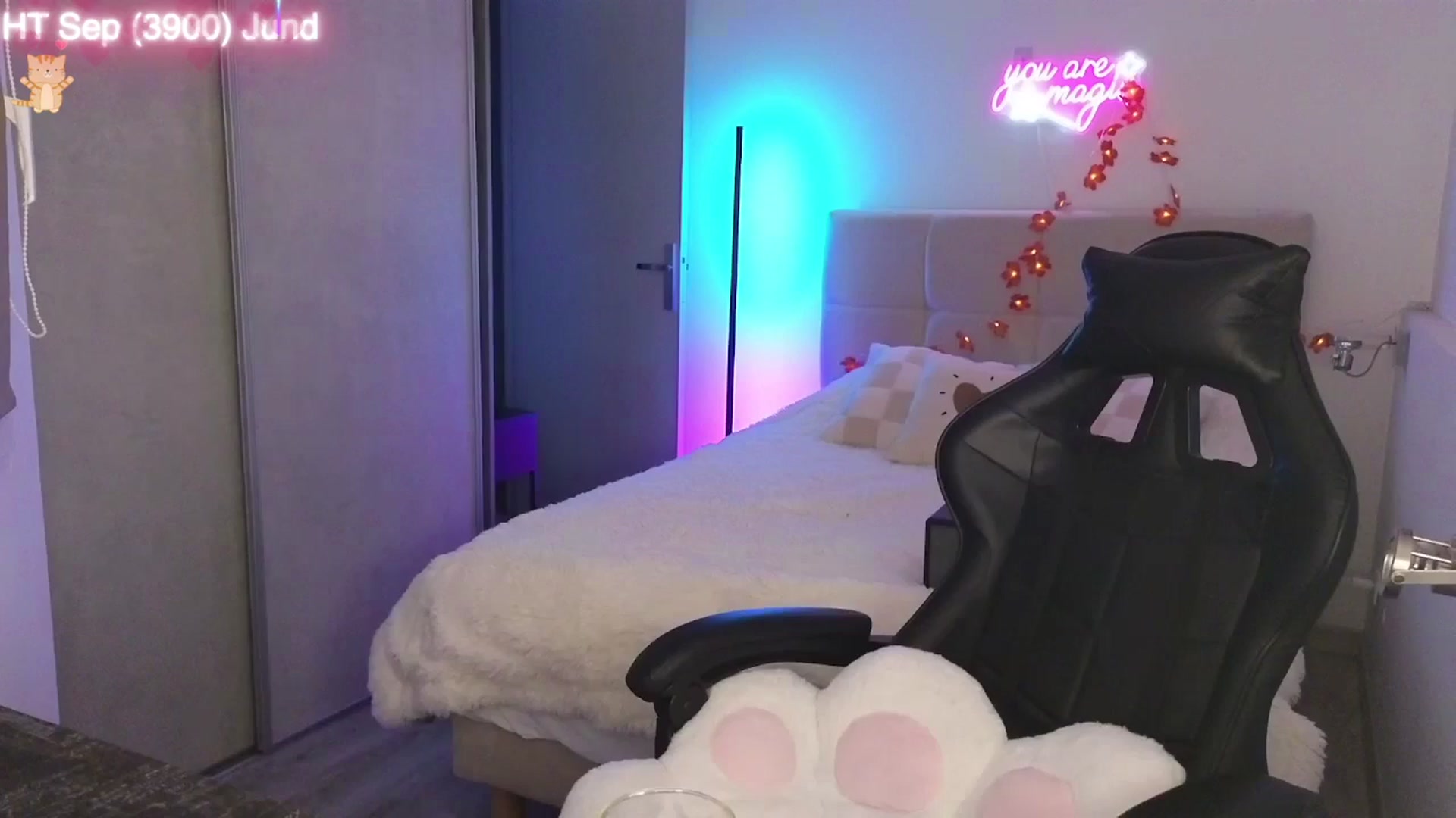 Gallery image thumbnail from Aliannaa's myfreecams stream on, 09/10/2025, 20:08 image 6 of 20