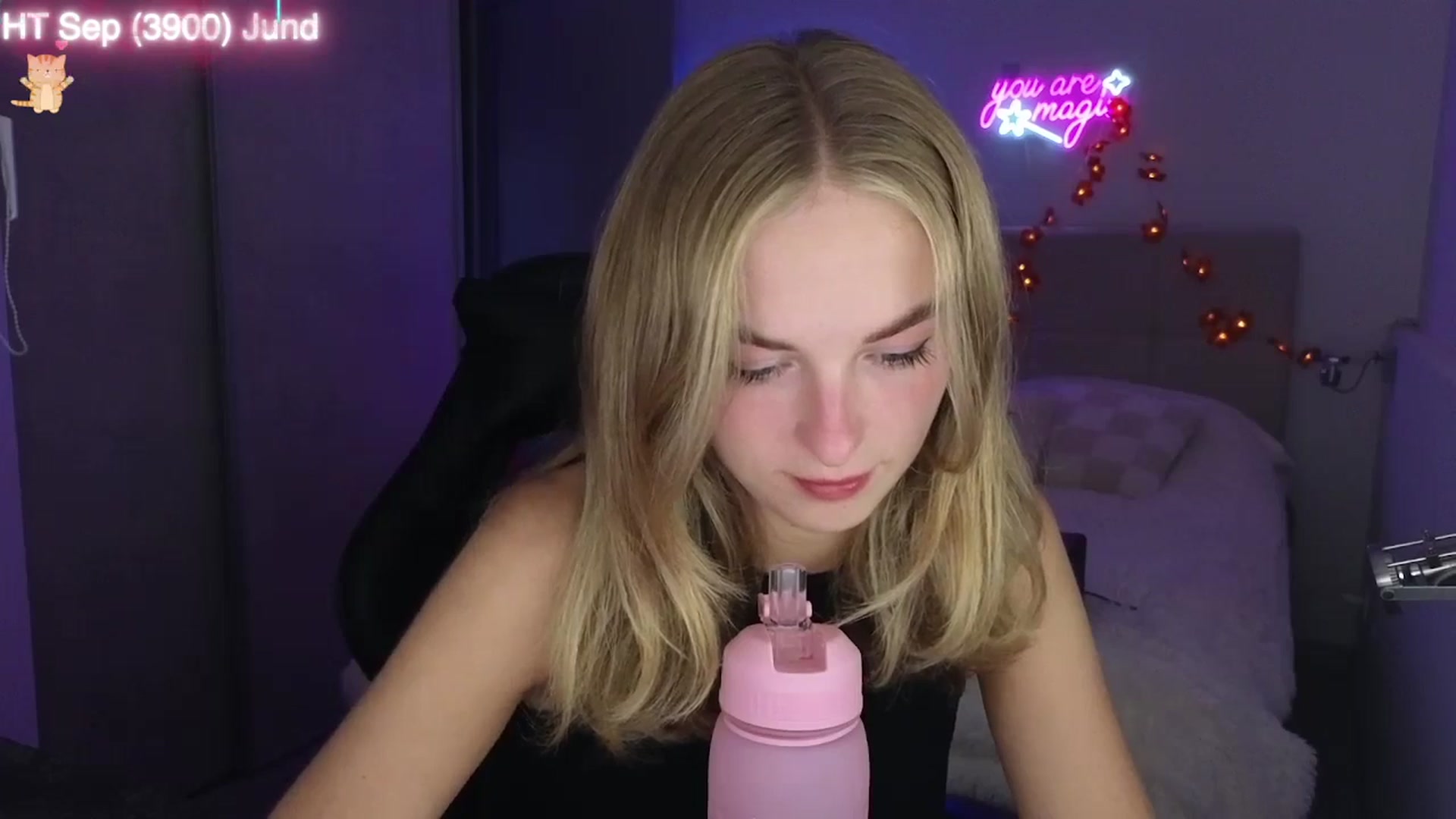 Gallery image thumbnail from Aliannaa's myfreecams stream on, 09/10/2025, 20:08 image 3 of 20