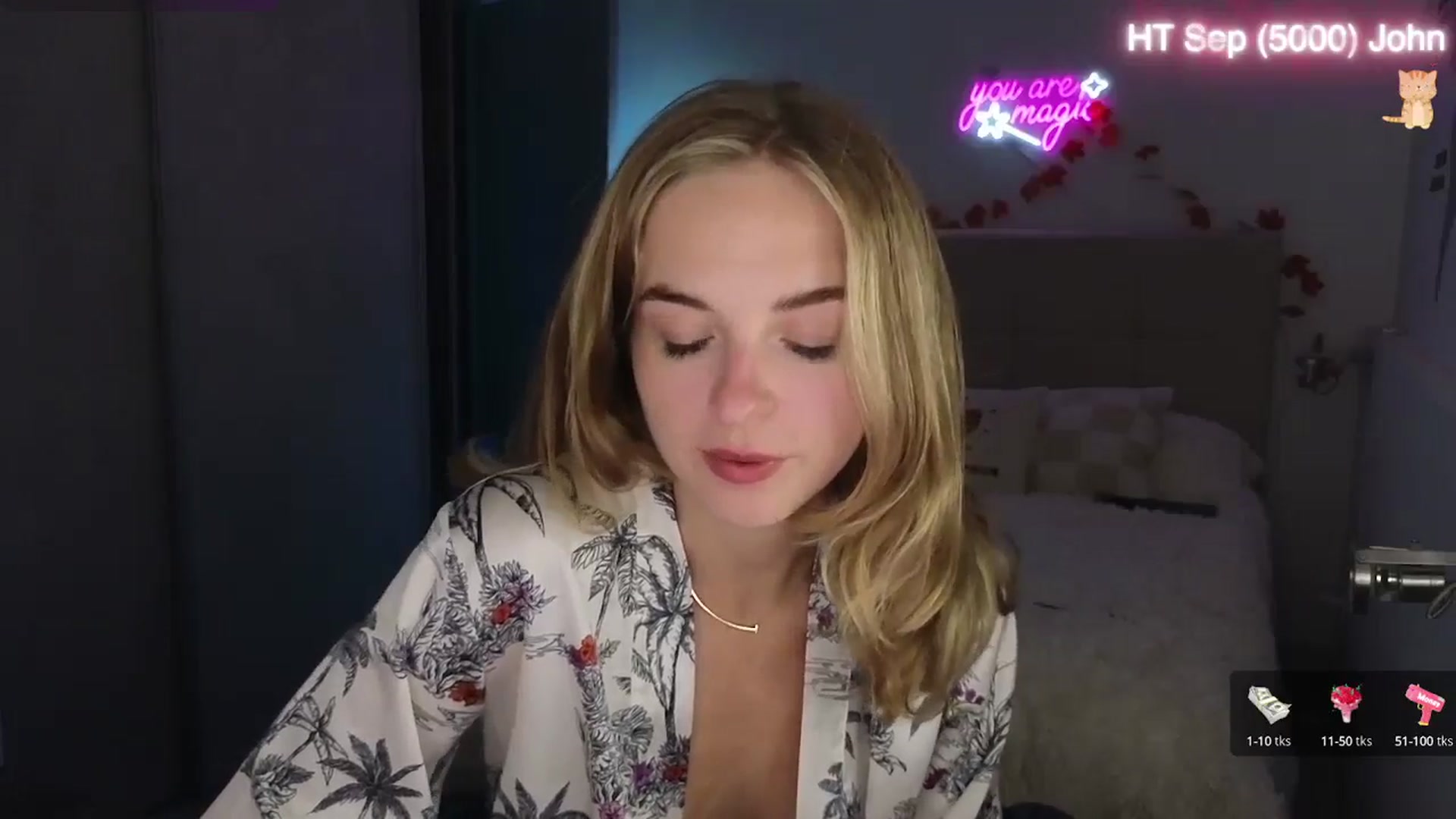 Gallery image thumbnail from Aliannaa's myfreecams stream on, 09/25/2025, 23:15 image 2 of 20