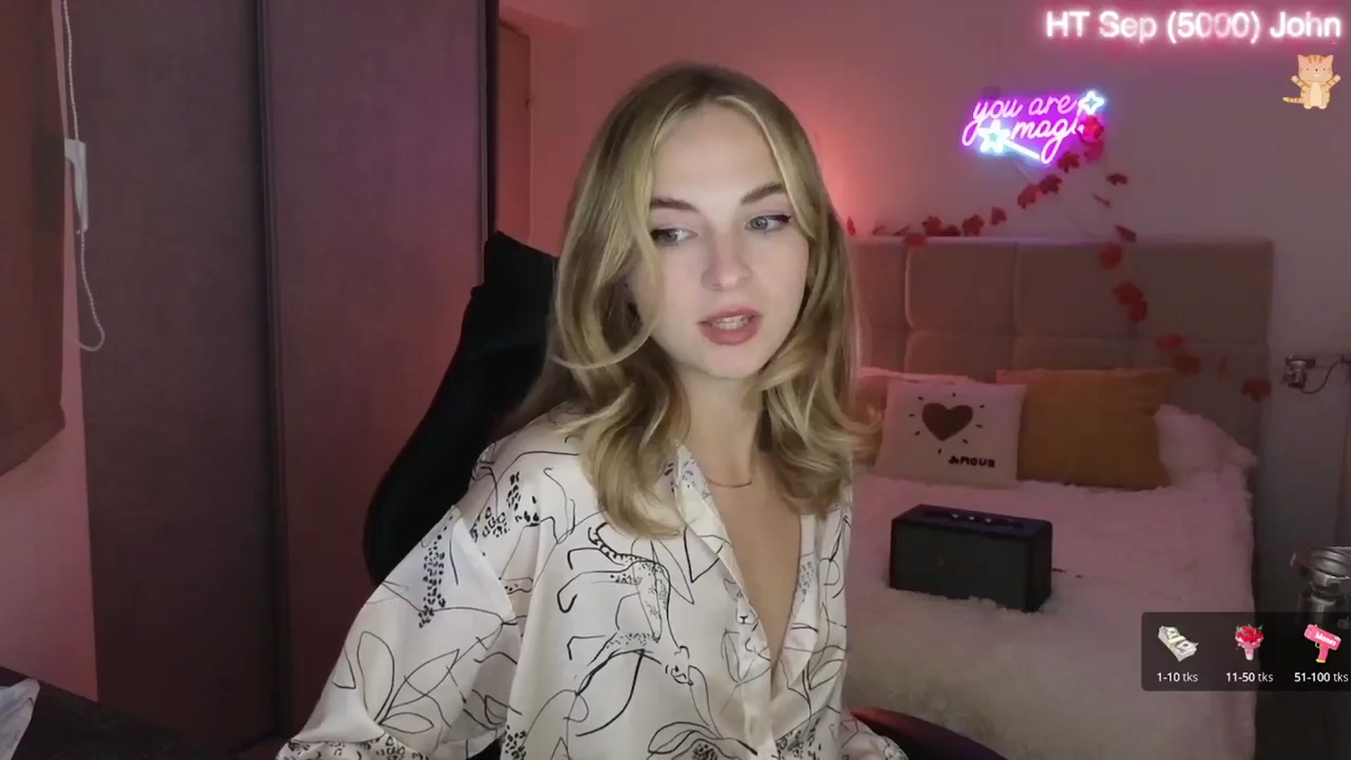 Gallery image thumbnail from Aliannaa's myfreecams stream on, 09/29/2025, 22:49 image 4 of 20