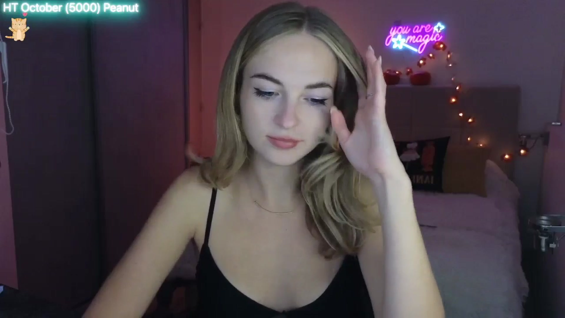 Gallery image thumbnail from Aliannaa's myfreecams stream on, 10/02/2025, 22:07 image 13 of 20