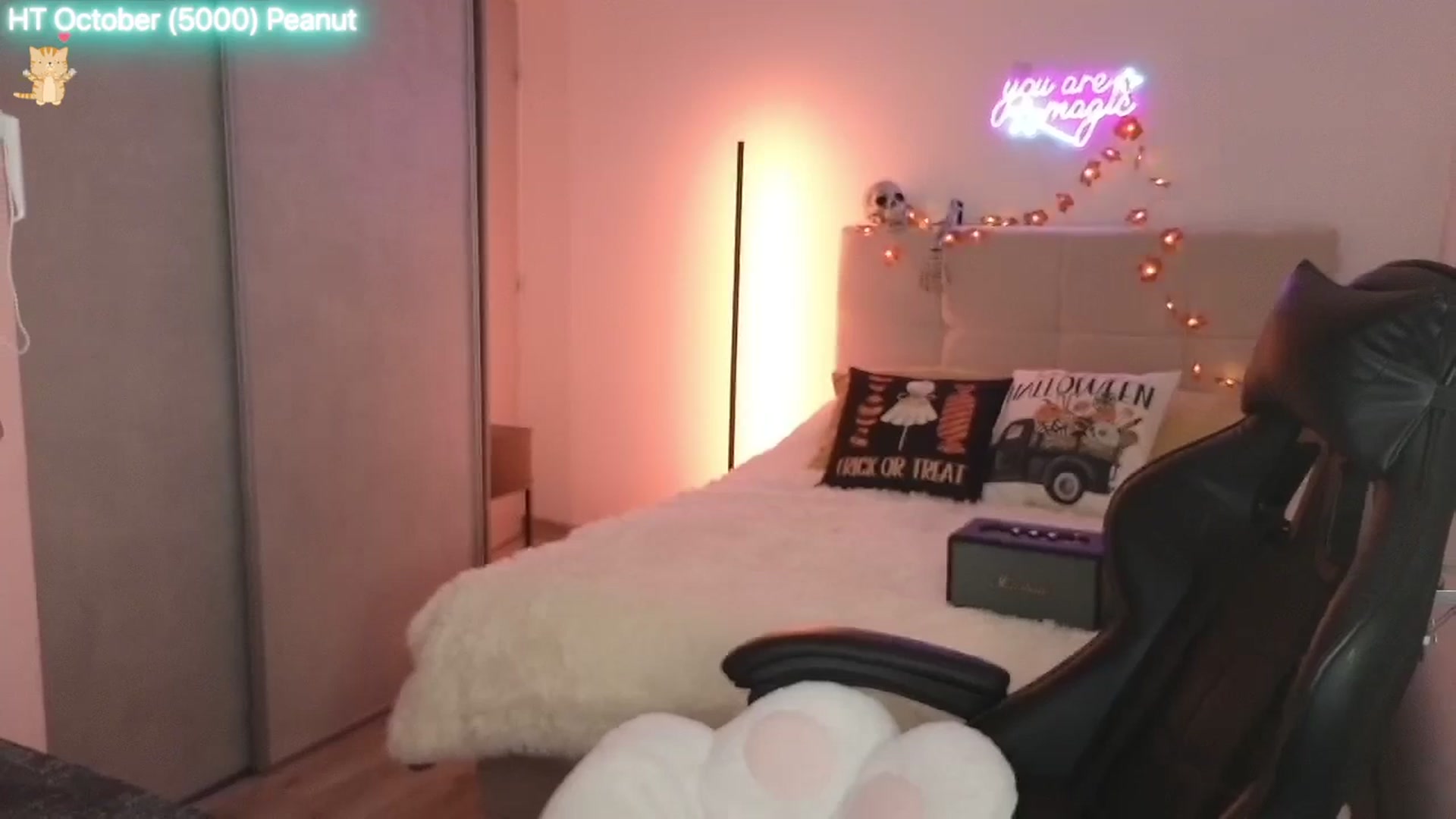 Gallery image thumbnail from Aliannaa's myfreecams stream on, 10/05/2025, 20:56 image 6 of 20